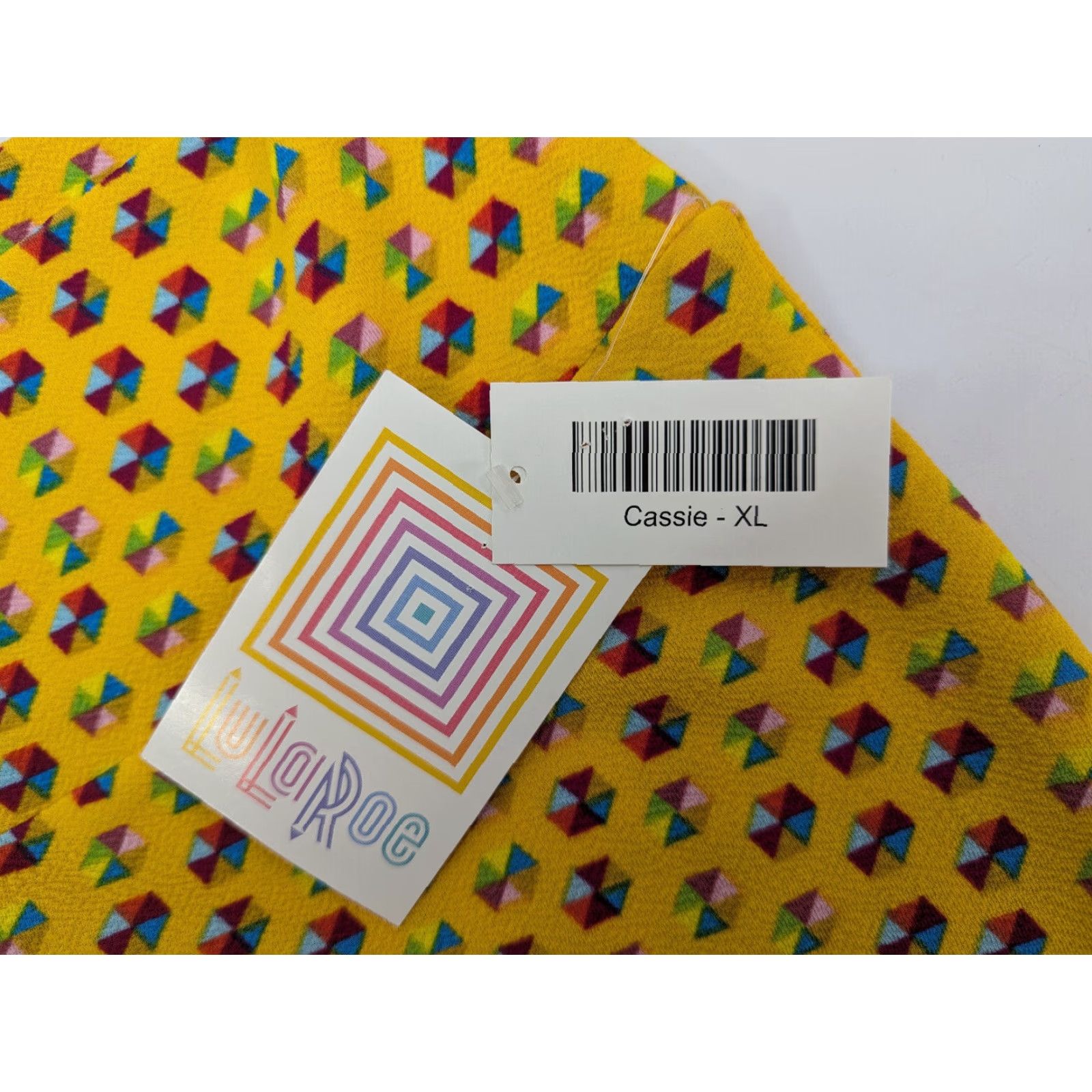 Vintage LuLaRoe NWT Cassie Pull-On Midi Skirt XL Yellow Hexagon Print Size 40" / US 18 - 6 Thumbnail