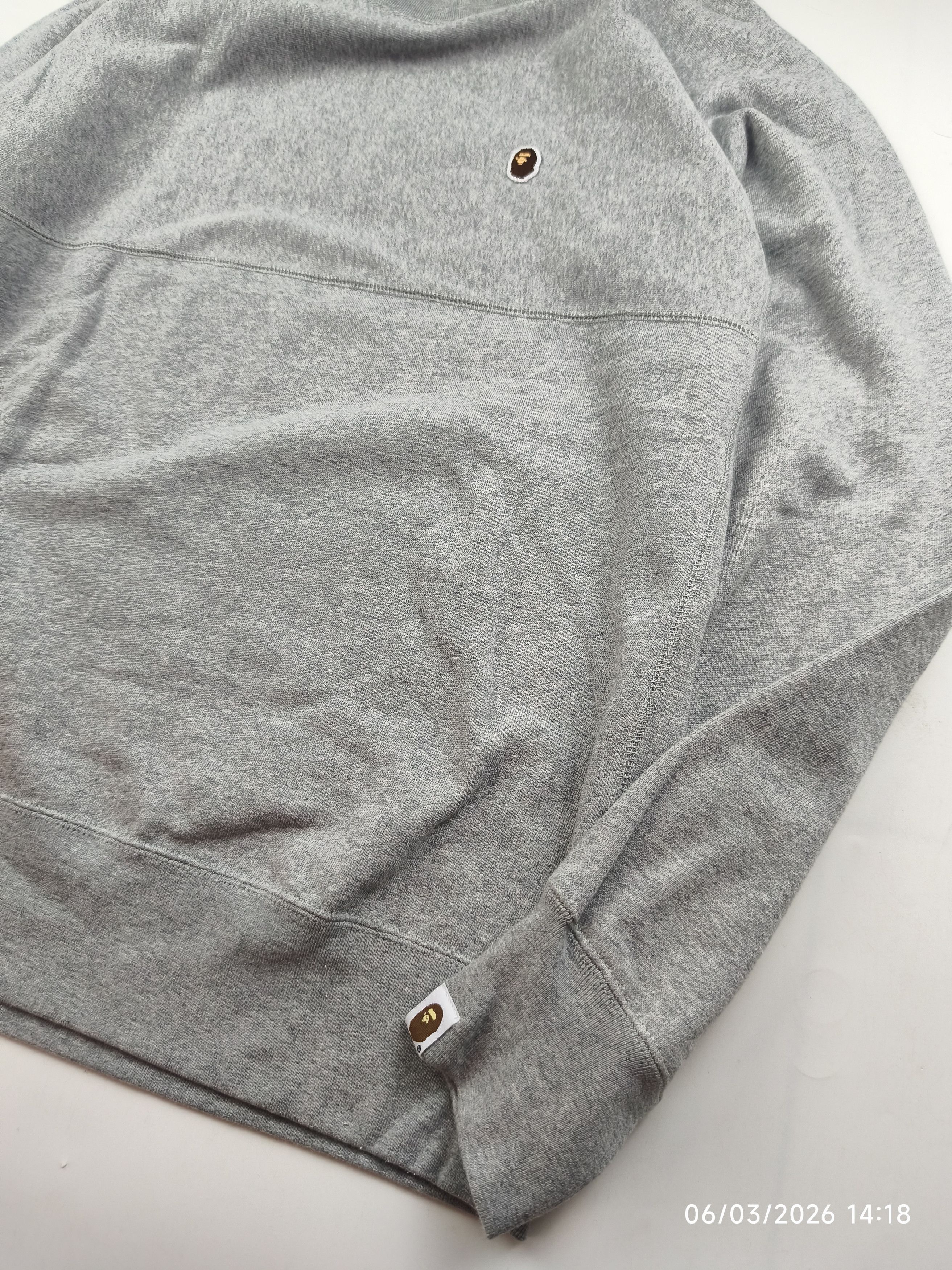 Bape Bape - one point - multi camou script sweatshirt Size US L / EU 52-54 / 3 - 7 Thumbnail