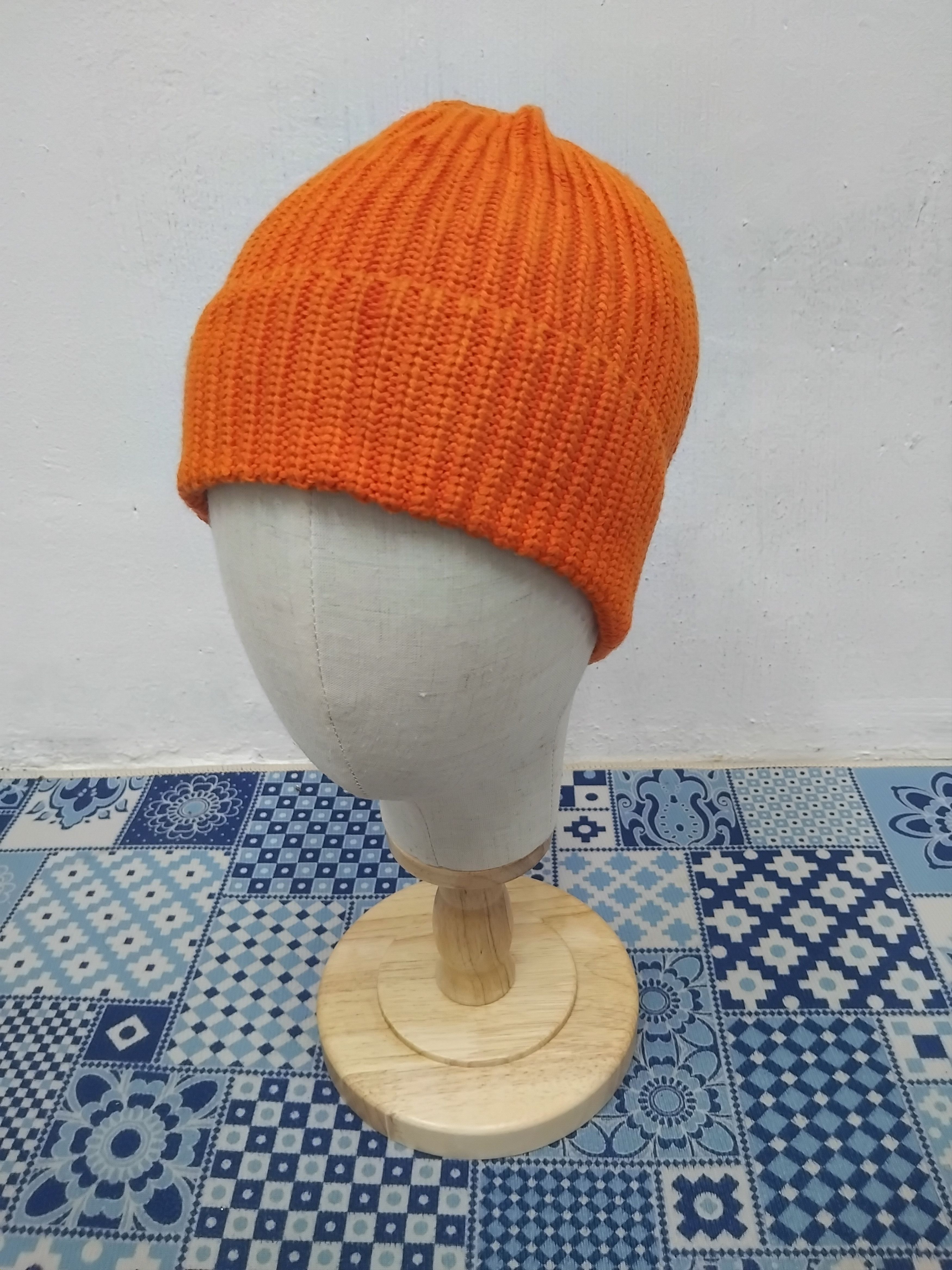 GU 💥Gu orange Japanese brand Beanie Size ONE SIZE - 1 Thumbnail
