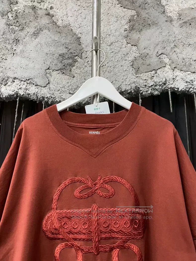 Hermes Hermes Embroidered Short Sleeve Size XS / US 0-2 / IT 36-38 - 3 Thumbnail