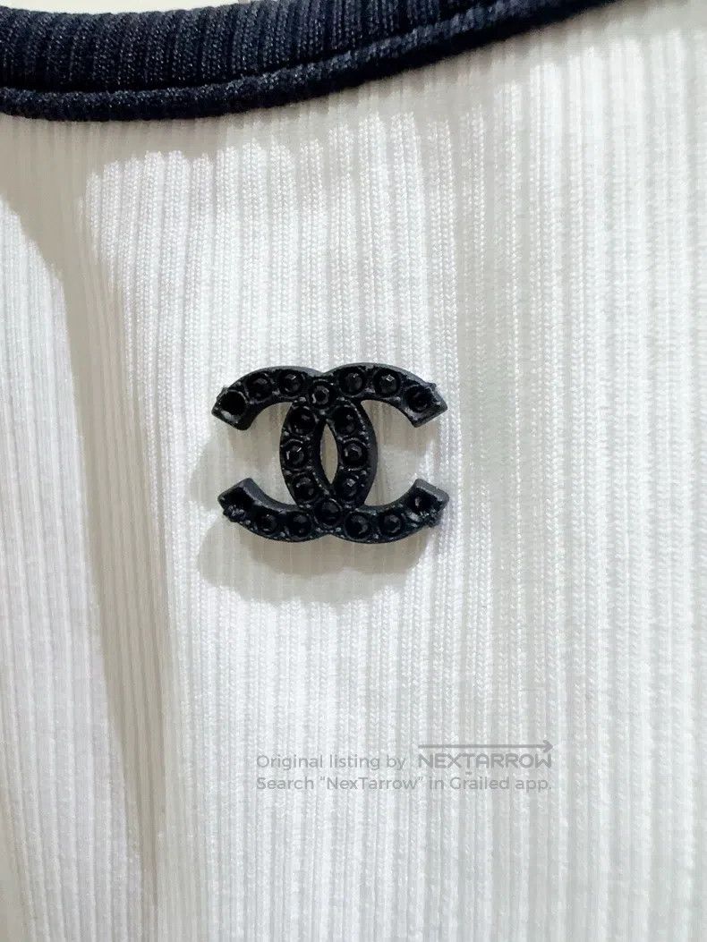 Chanel Chanel 22s vest Size M / US 6-8 / IT 42-44 - 2 Thumbnail
