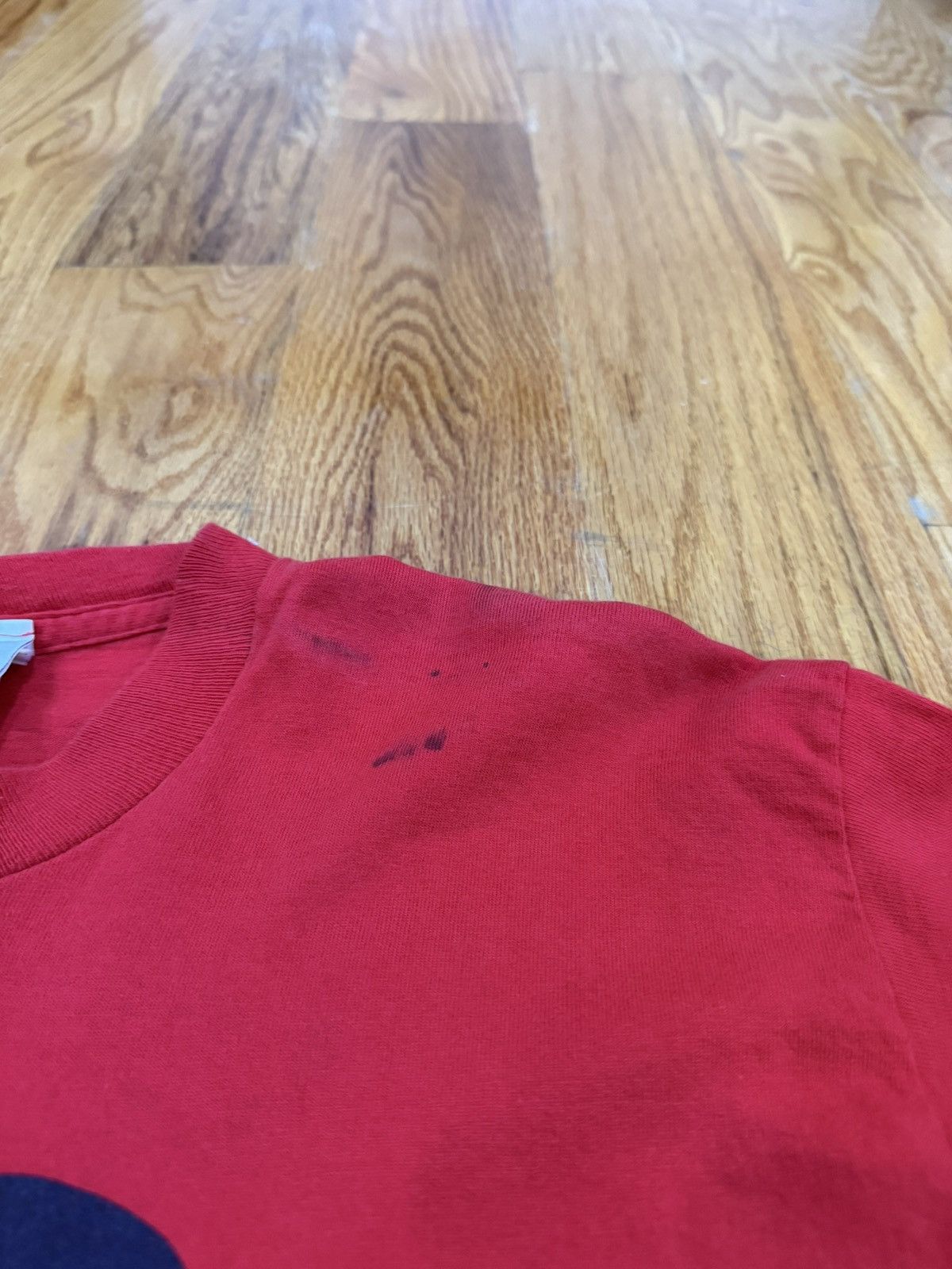 Vintage Vintage Red Mickey Front and Back Tee Size US L / EU 52-54 / 3 - 5 Thumbnail