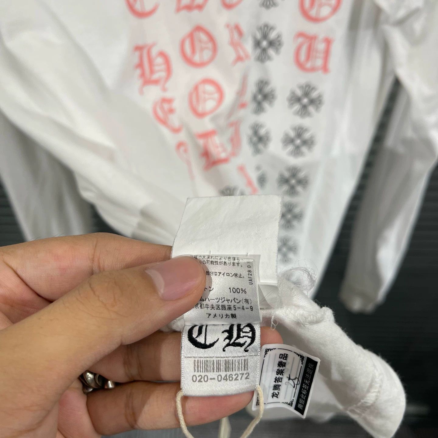 Chrome Hearts Chrome Hearts White Back Pink Sanskrit Print LS Size US M / EU 48-50 / 2 - 8 Thumbnail