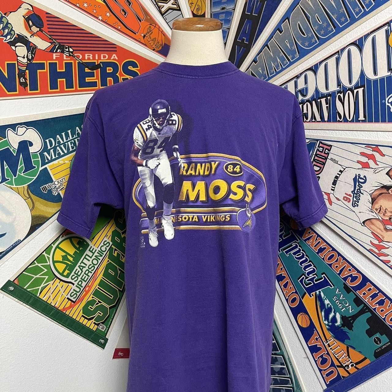 Vintage Randy Moss T-shirt Minnesota Vikings NFL Football – For All To Envy