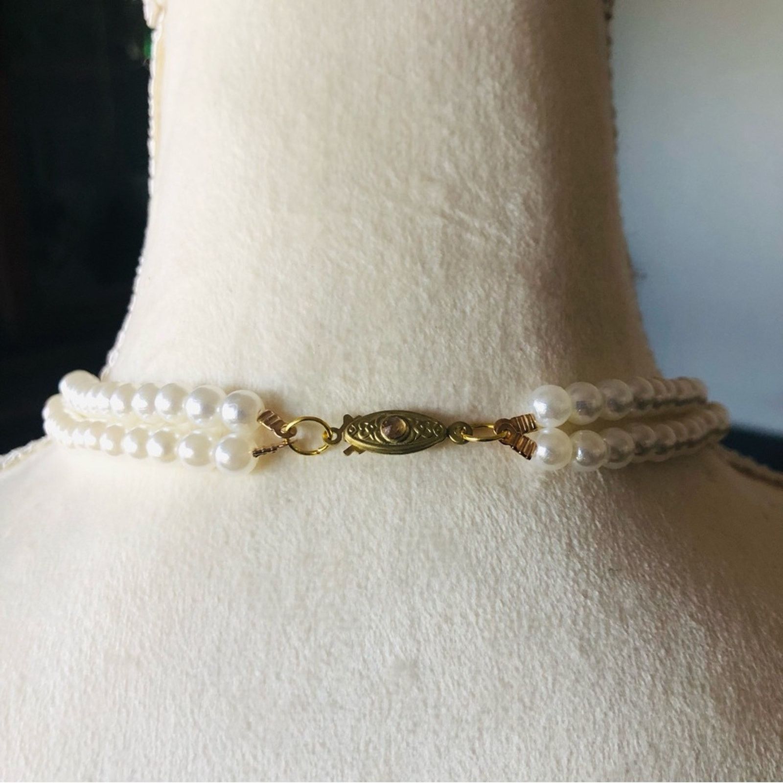 Handmade Handcrafted double strand white acrylic Pearl bead necklace Size ONE SIZE - 6 Thumbnail
