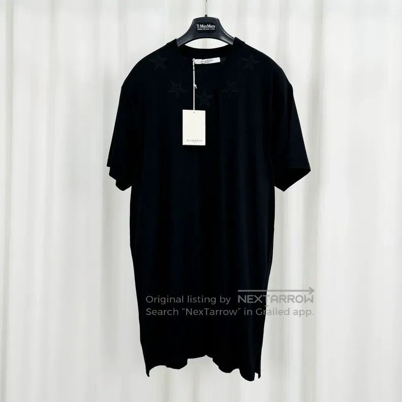 Givenchy Givenchy Black Five-Star Embroidered Short Sleeve (Size S) Size US S / EU 44-46 / 1 - 1 Thumbnail