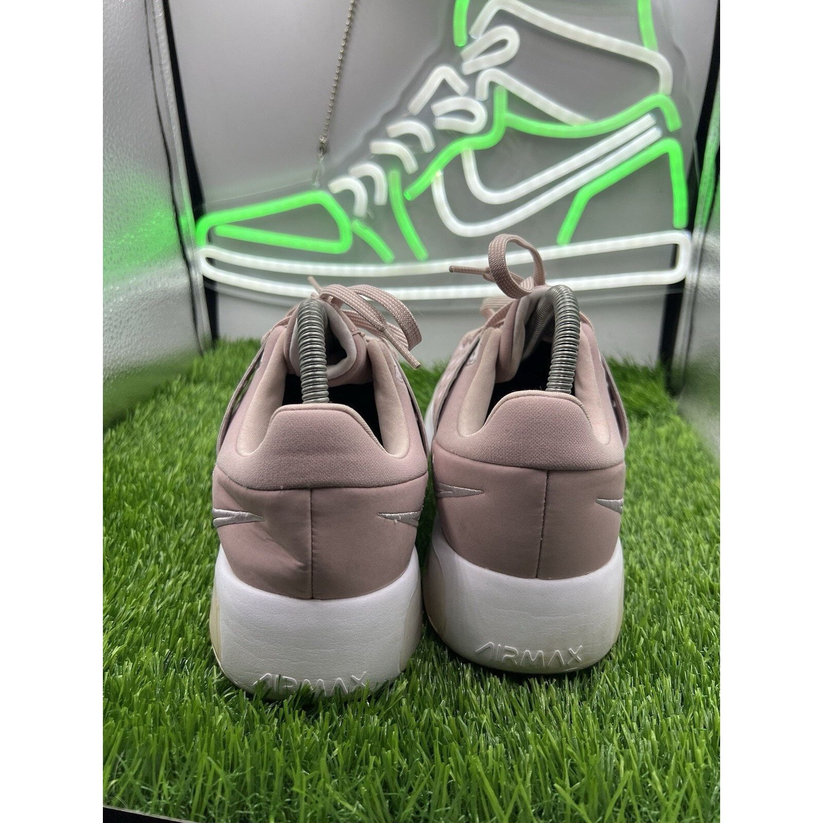 Nike Nike Women's Air Max Bella TR4 Size 9 Size US 9 / IT 39 - 4 Thumbnail