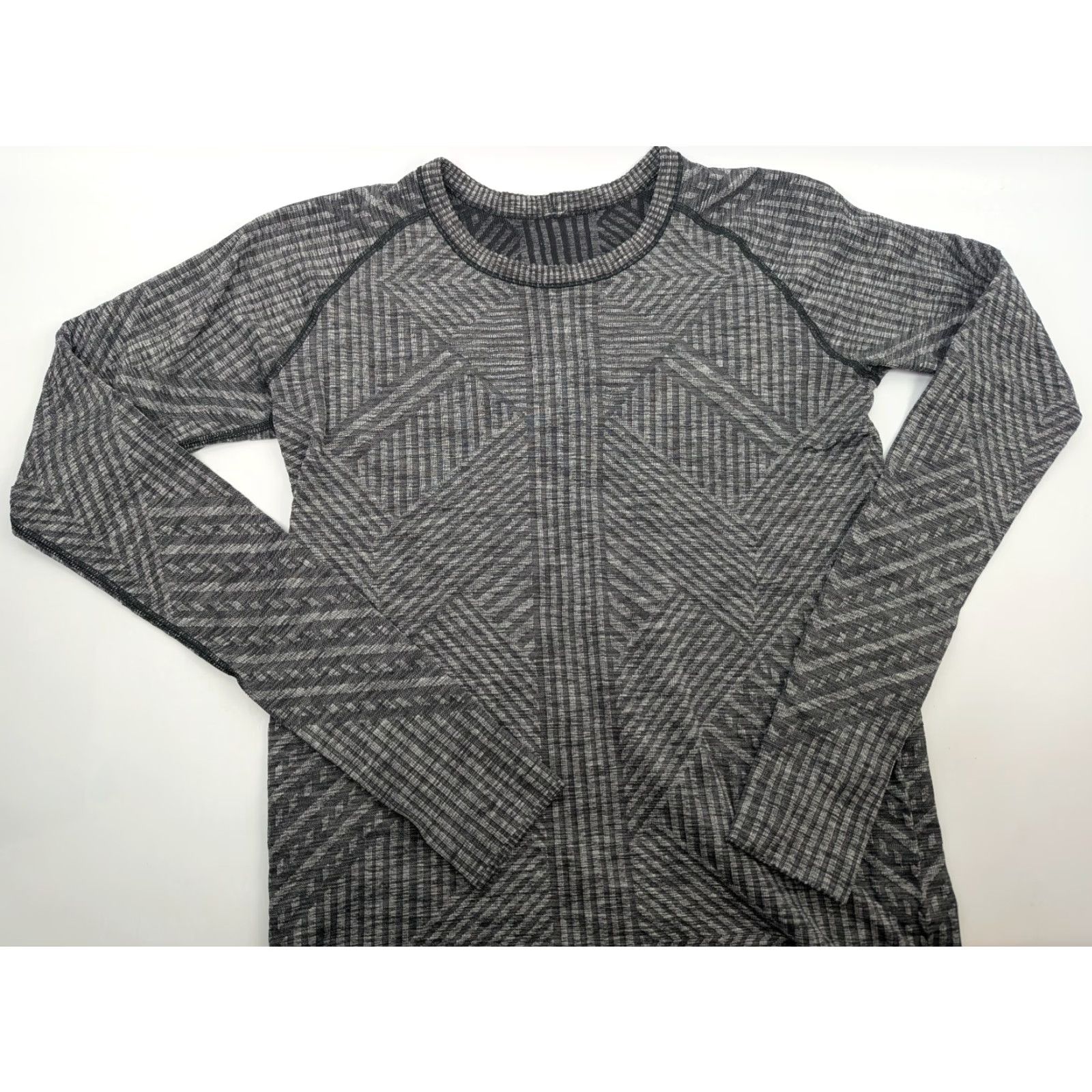 Lululemon Lululemon Rest Less Gray Ribbed Long Sleeve Pullover Thumbholes Shirt Size 10 Size L / US 10 / IT 46 - 2 Thumbnail