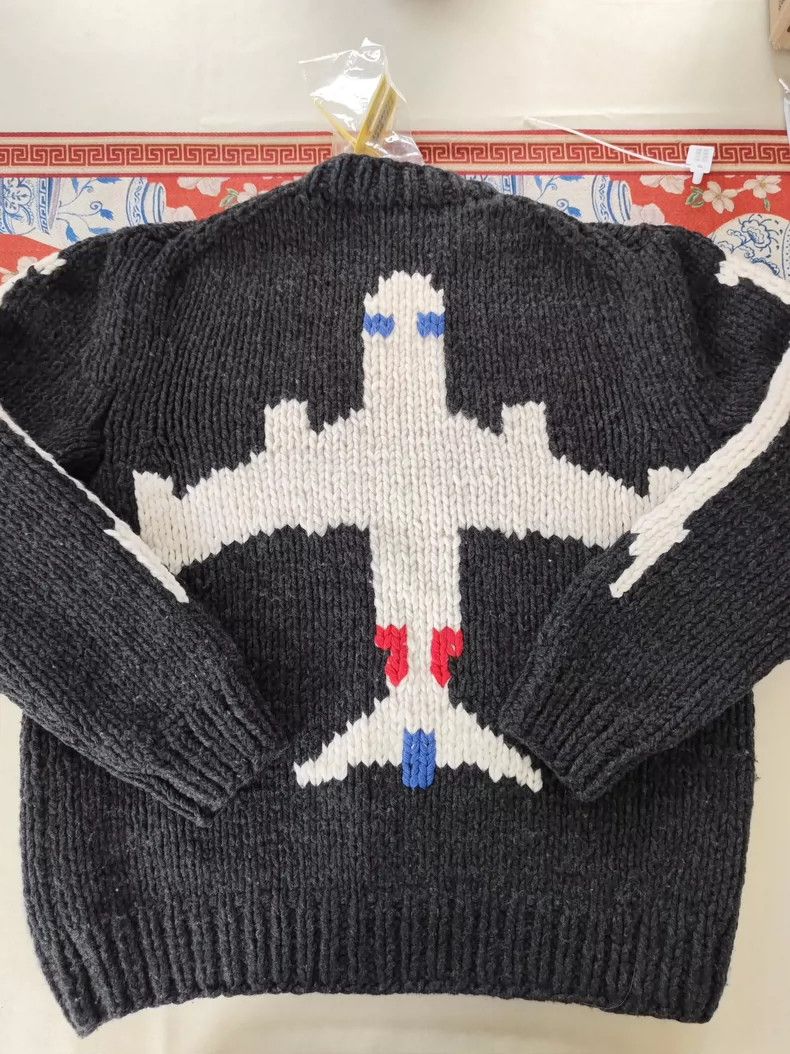 Louis Vuitton Louis Vuitton Limited Edition Grey Airplane Sweater Size US S / EU 44-46 / 1 - 4 Thumbnail
