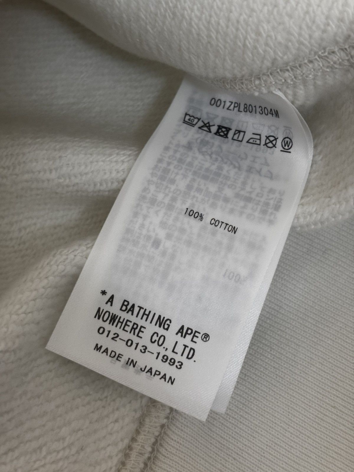 Bape Authentic ape bape shark full zip hoodie ivory XL new Size US XL / EU 56 / 4 - 8 Thumbnail