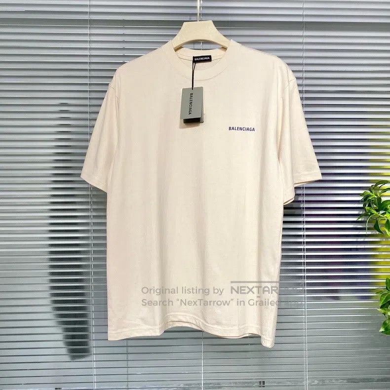 Balenciaga Balenciaga Short-sleeve T-shirt with front and back letter Size US XL / EU 56 / 4 - 2 Thumbnail