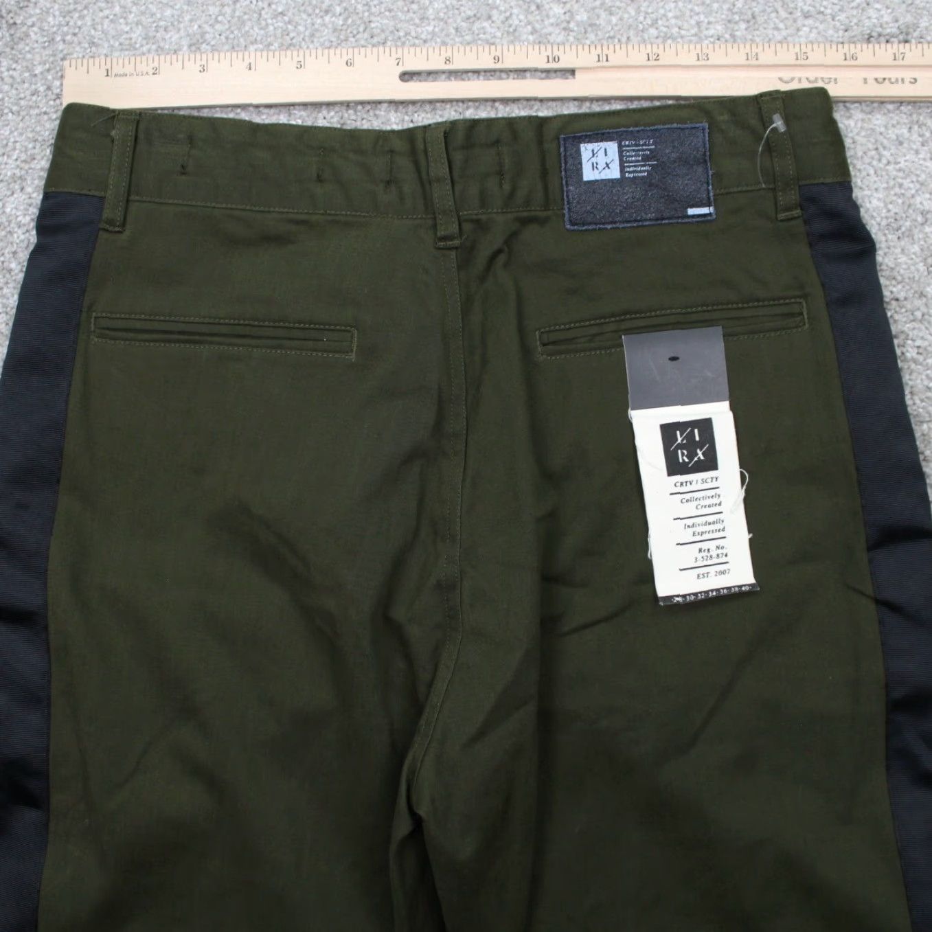 Vintage LIRA Womens 28 Pants Capri Stretch Knit Black Green NWT Relaxed Inseam 25" 90s Theme Size 28" / US 6 / IT 42 - 6 Thumbnail