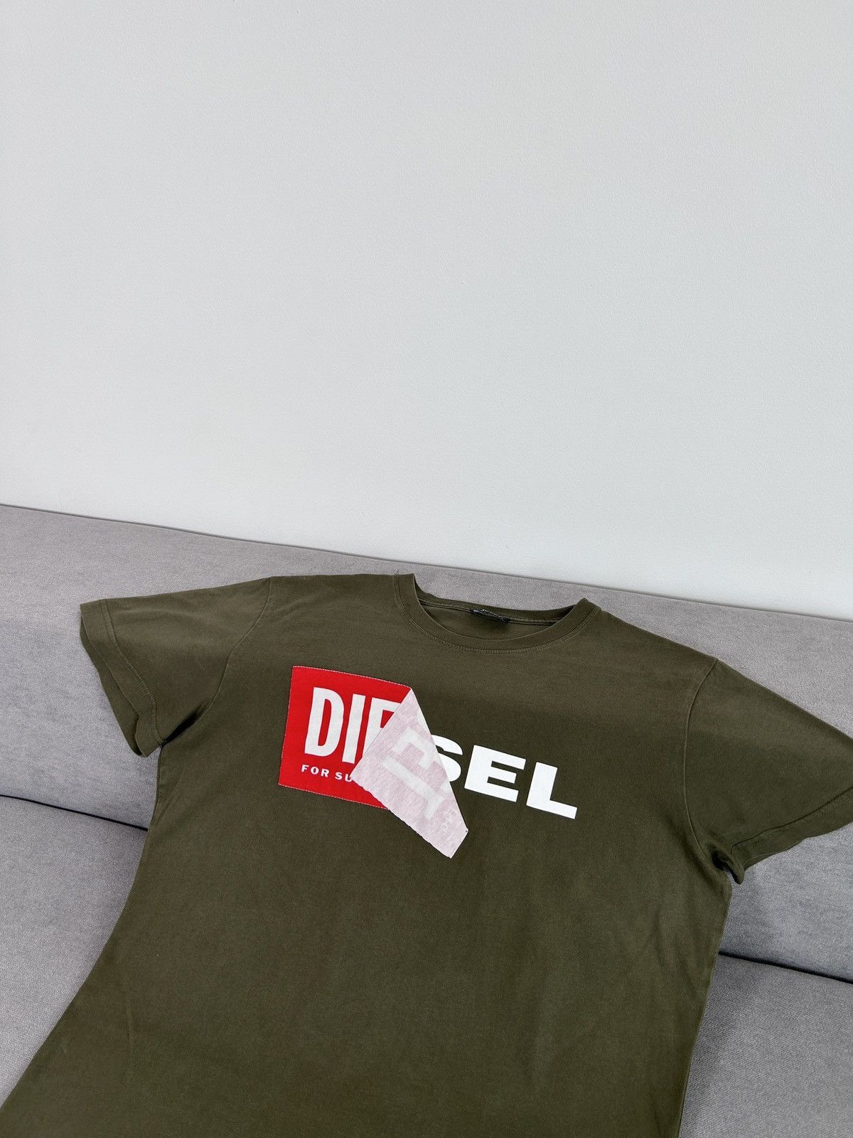 Diesel Vintage Diesel khaki T-Shirt Big Logo Y2K Ultra Rare Item Size US L / EU 52-54 / 3 - 2 Thumbnail
