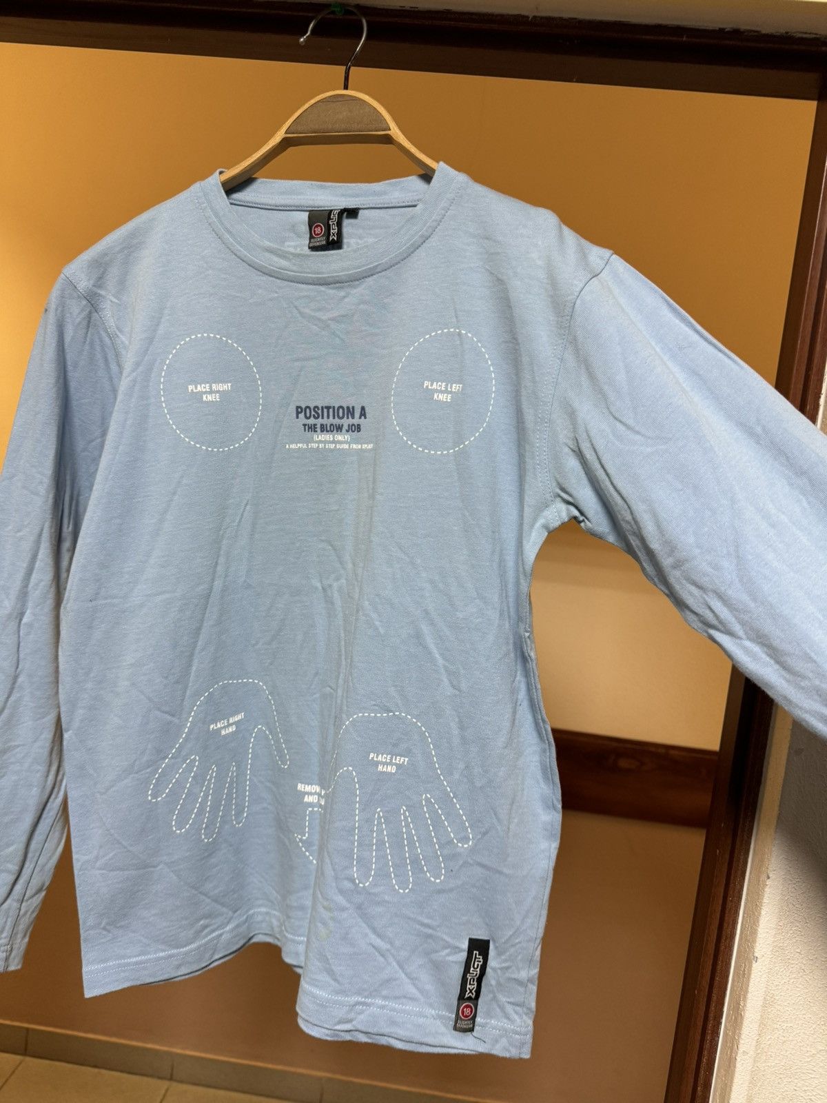 4GSELLER Vintage Y2K 00s Sexual Blow Job Position A 69 Longsleeve Size US S / EU 44-46 / 1 - 4 Thumbnail