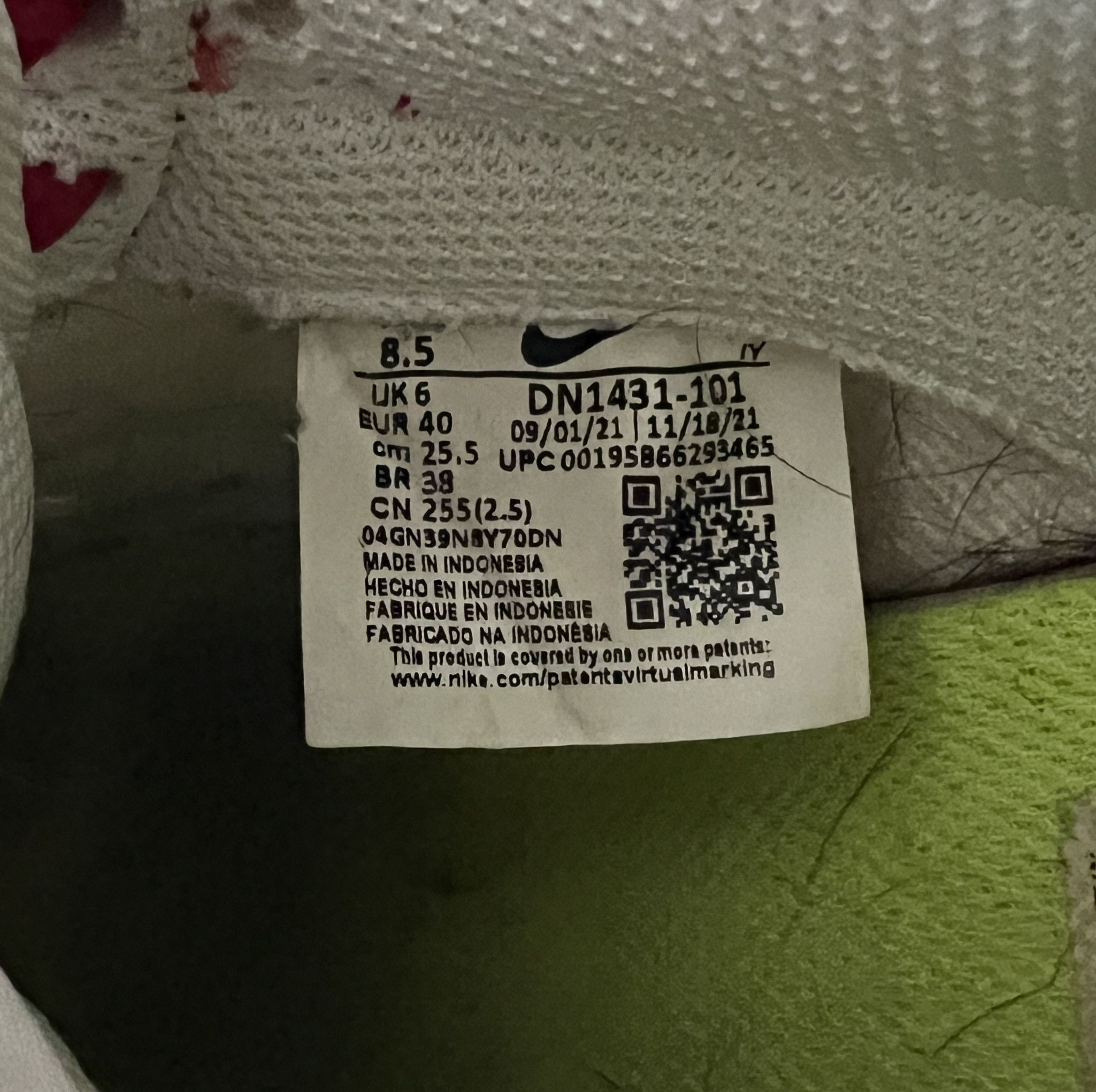 Nike Nike Dunk Low Next Nature White Gym Red (Women's) Size US 8.5 / IT 38.5 - 6 Thumbnail