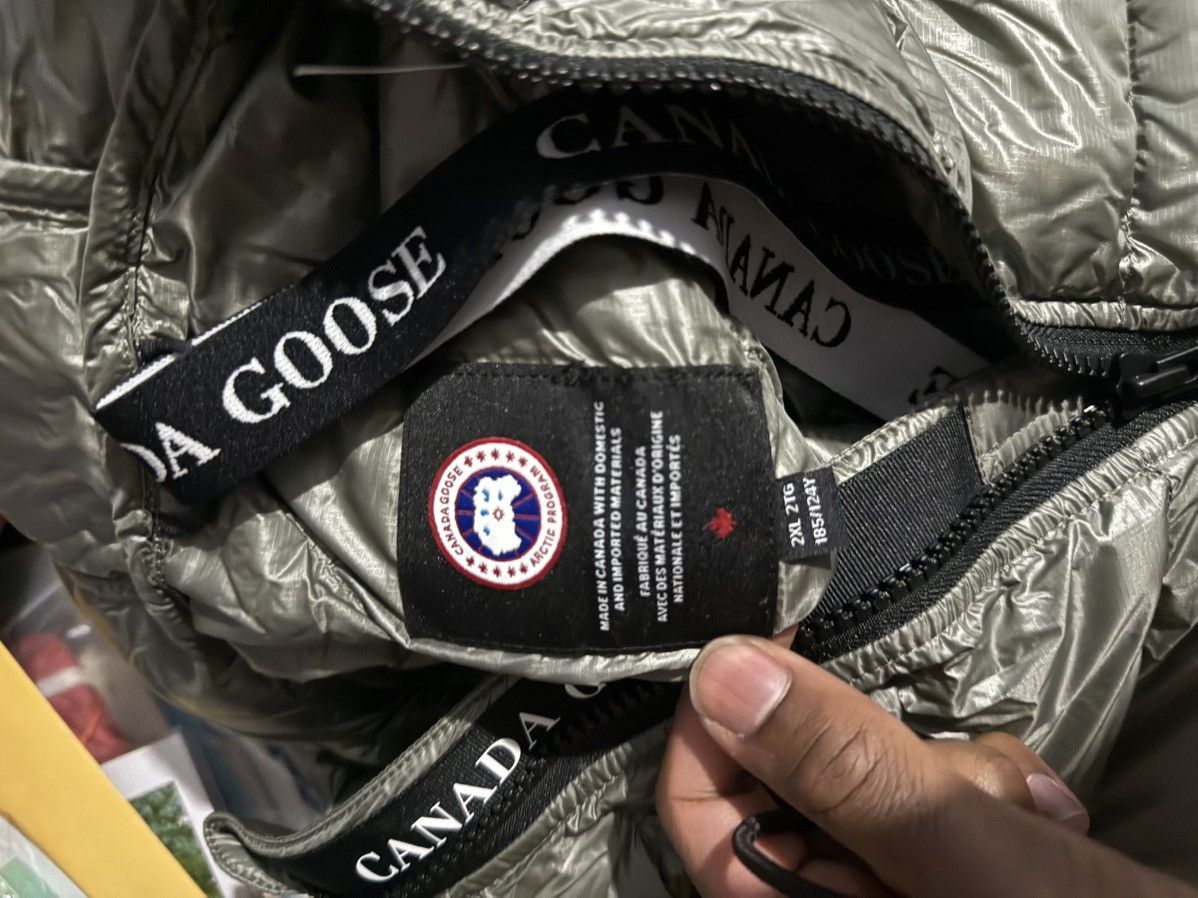 Canada Goose Crofton Hoodie Sagebrush Shiny Material Size US XXL / EU 58 / 5 - 6 Thumbnail