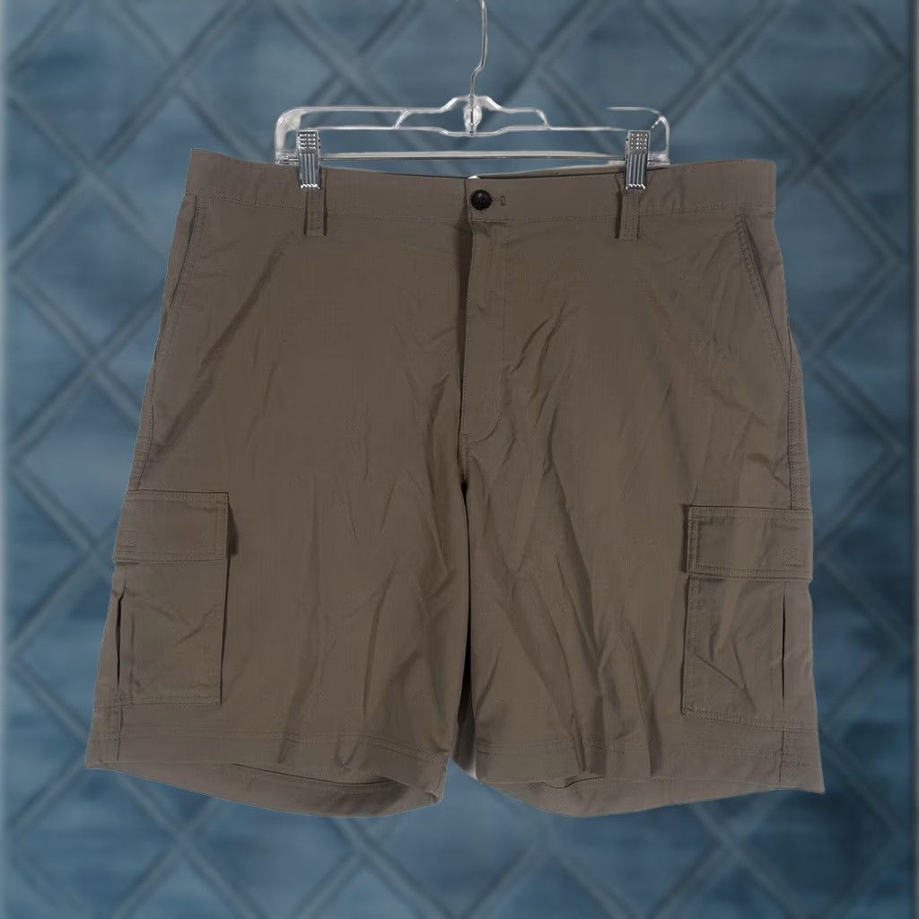 Chaps Chaps Chino Shorts Mens 40 Casual Flat Front 9in Inseam Pockets Stretch Front Flat Front Reg Casual Workwear Mens Size US 40 / EU 56 - 1 Thumbnail