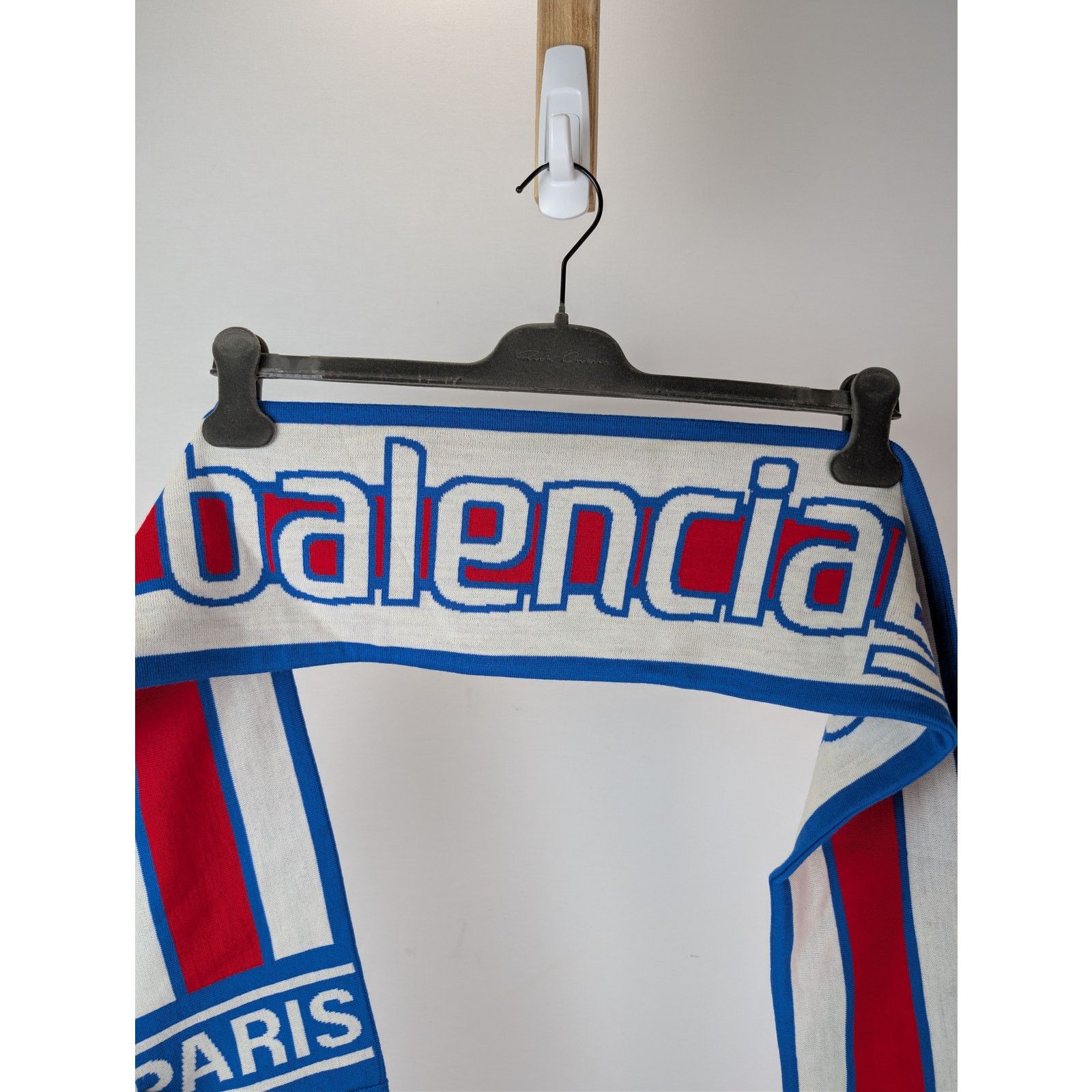 Balenciaga o1rshd1 Size: OS / Q:2 / Football Scarf in Blue/Multicolor Size ONE SIZE - 3 Thumbnail