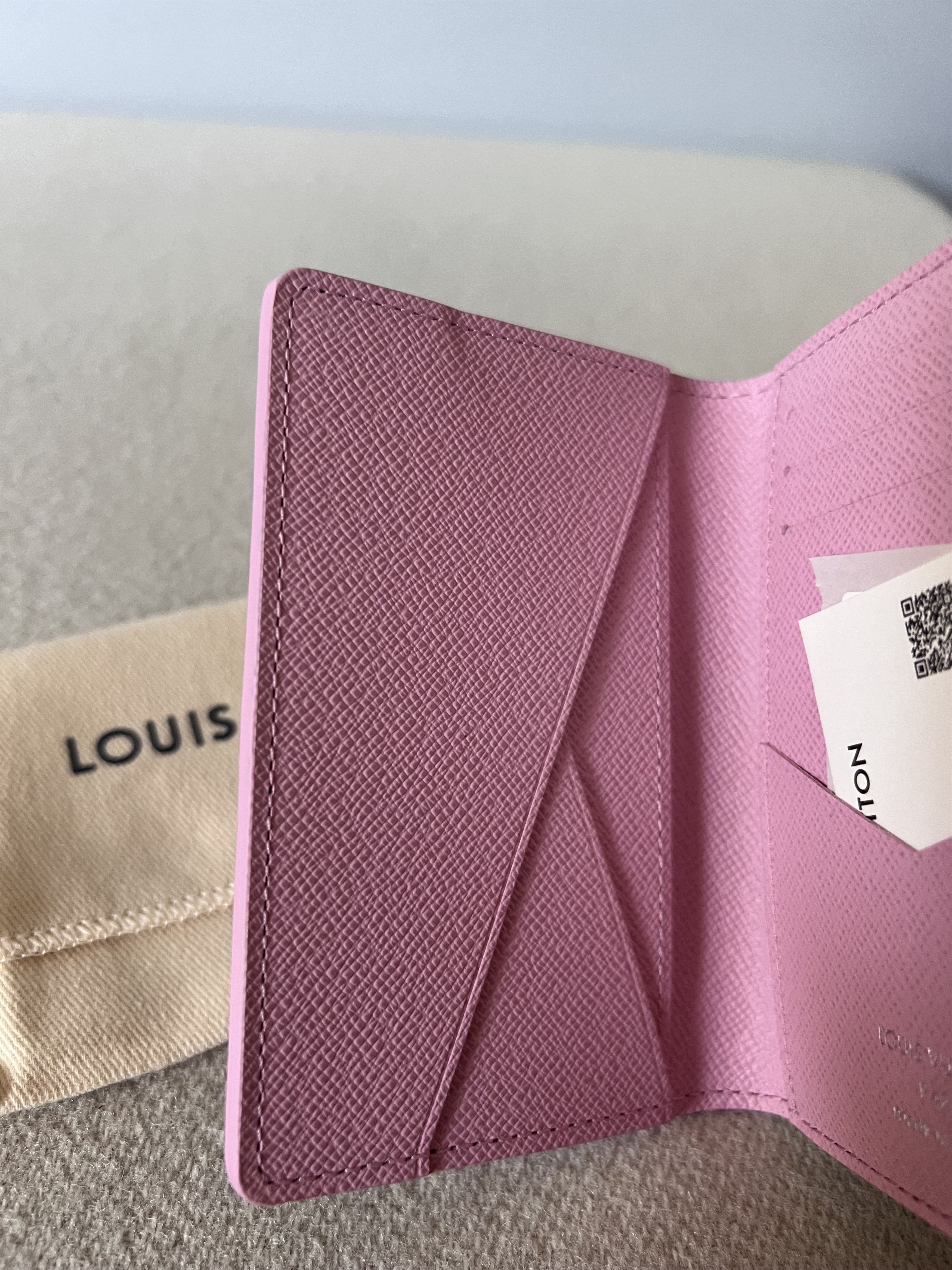 Louis Vuitton Louis Vuitton Skateboarding Pocket Organizer in Pink Leather Size ONE SIZE - 5 Thumbnail