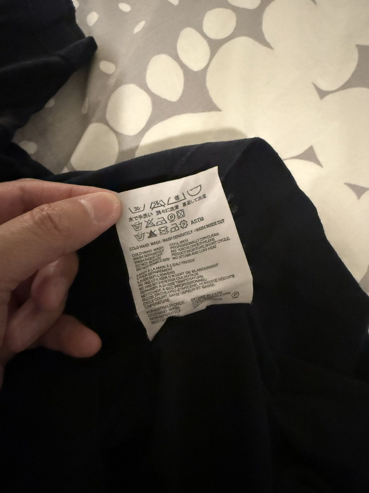 Prada Vintage distressed pocket t-shirt Size US M / EU 48-50 / 2 - 6 Thumbnail