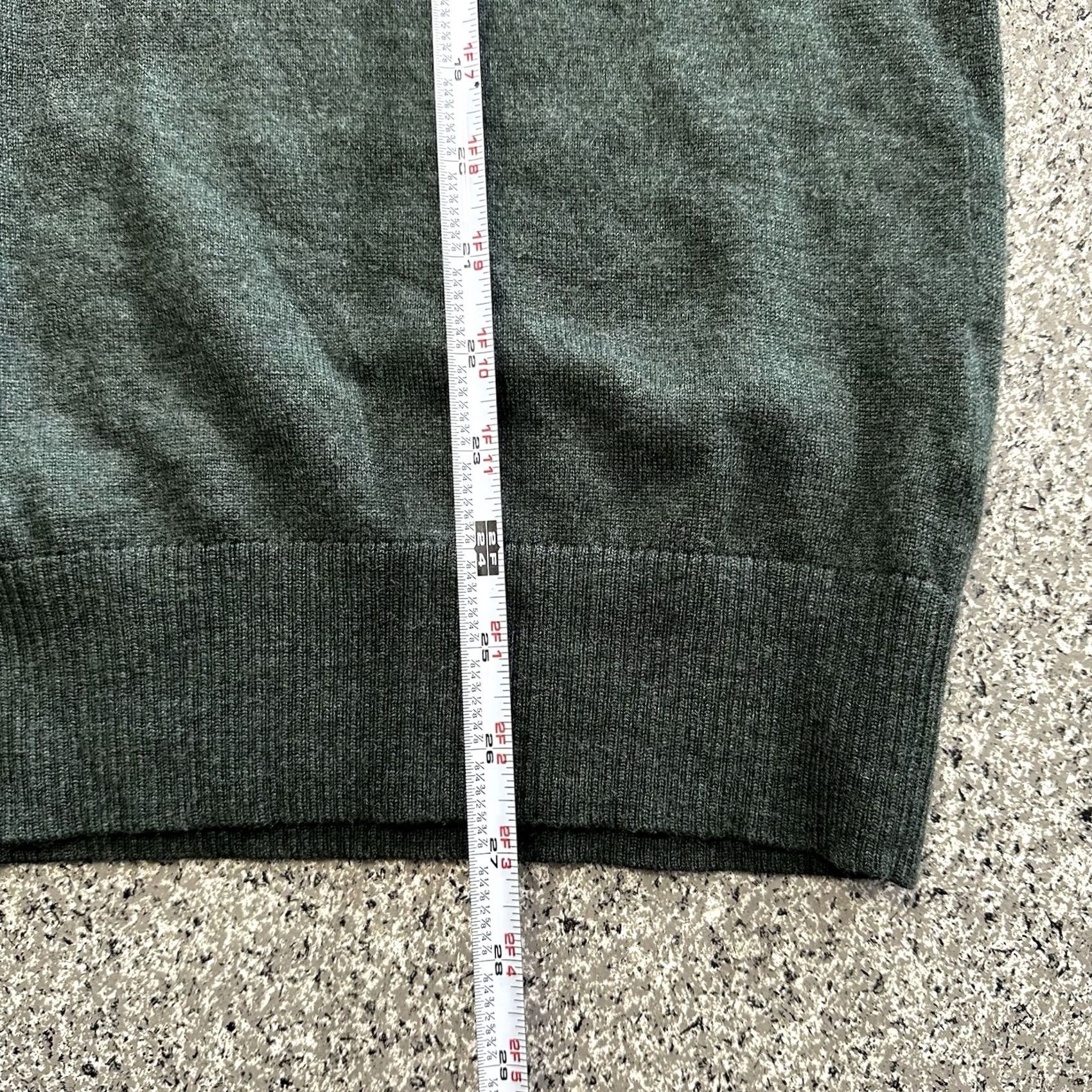Banana Republic Banana Republic Sweater Mens L Green Extra Fine Merino Wool V-Neck Pullover Size US L / EU 52-54 / 3 - 4 Thumbnail