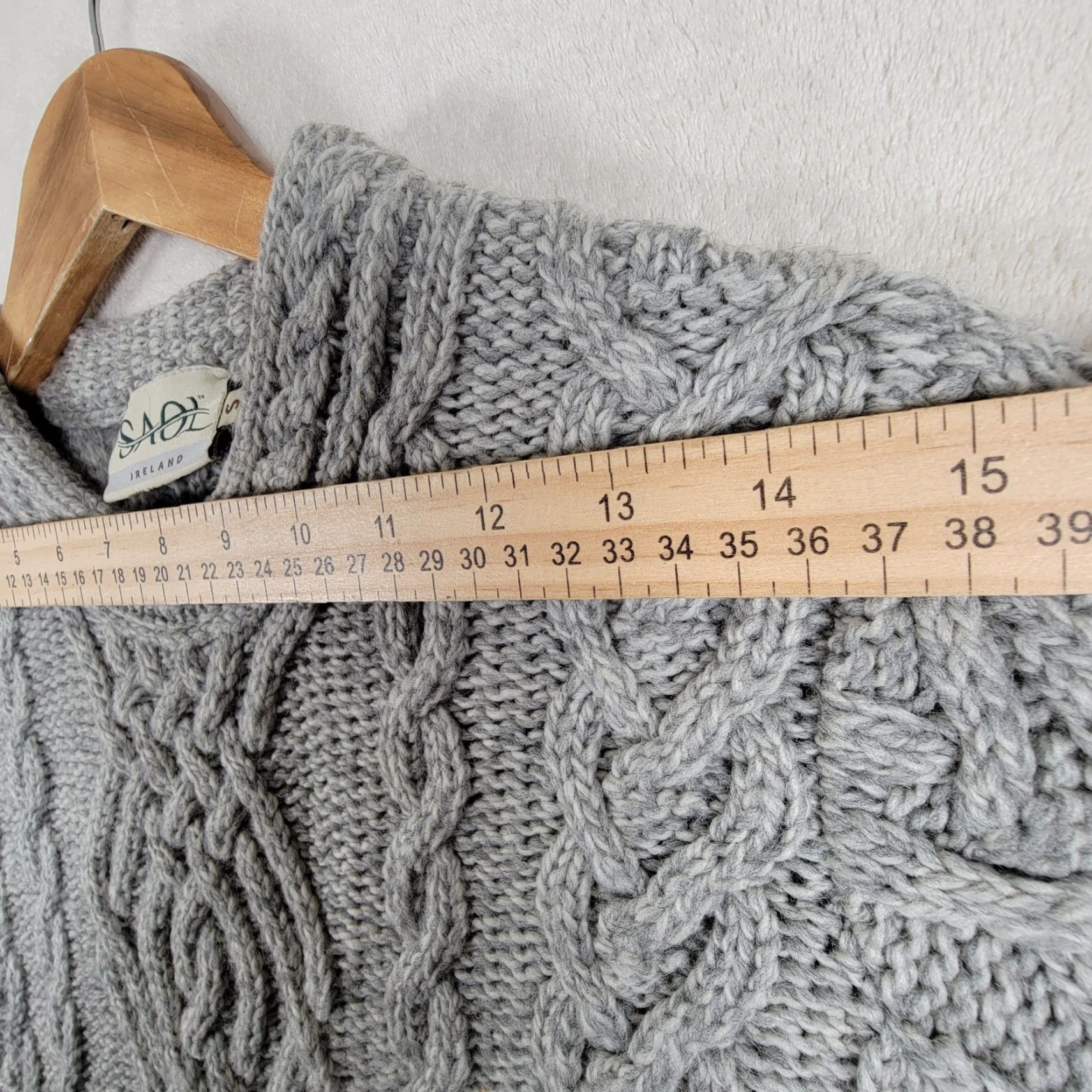 Vintage SAOL Sweater Women's Small Cable-Knit Aran 100% Merino Wool Pullover Gray Size S / US 4 / IT 40 - 6 Thumbnail