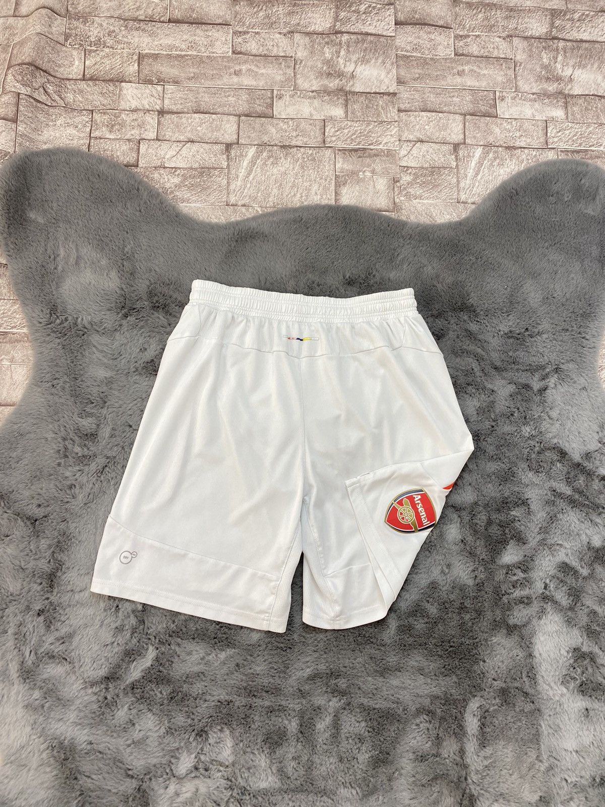 Puma × Vintage Shorts soccer FC Arsenal Gunners Home 2014/2015 Puma Size US 32 / EU 48 - 9 Thumbnail