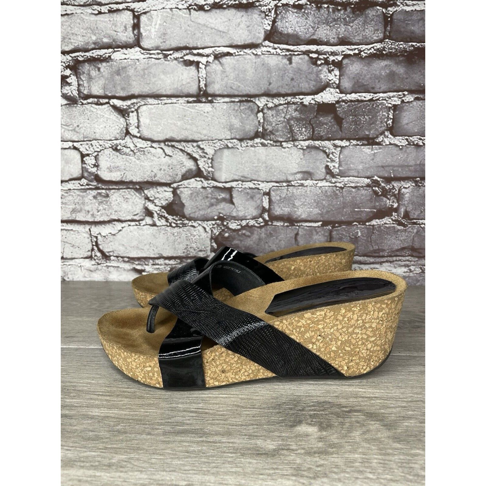 Donald Pliner Donald J. Pliner Gallo Black Patent Leather Toe Cork Wedge S Size US 8.5 / IT 38.5 - 11 Thumbnail