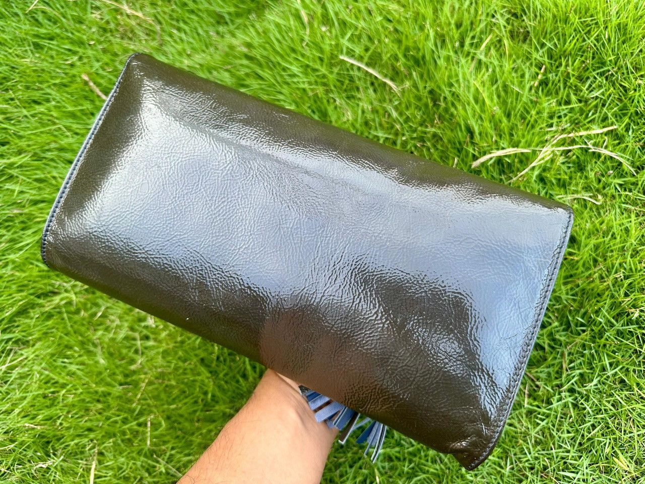 Gucci Authentic Gucci Soho Soft Patent Leather Clutch Bag Size ONE SIZE - 2 Thumbnail
