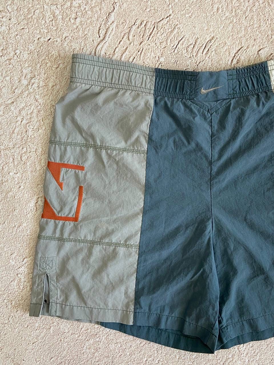 Nike × Vintage Nike vintage distressed 90s shorts Size US 30 / EU 46 - 2 Thumbnail