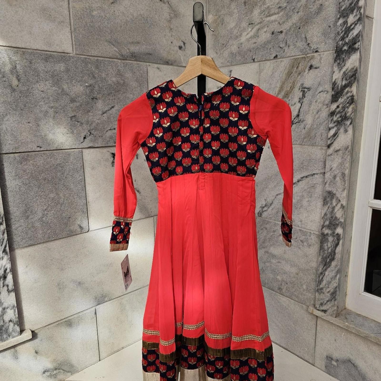 Other Kid's Red and Multicolored Kurta Style Dress Size ONE SIZE - 6 Thumbnail