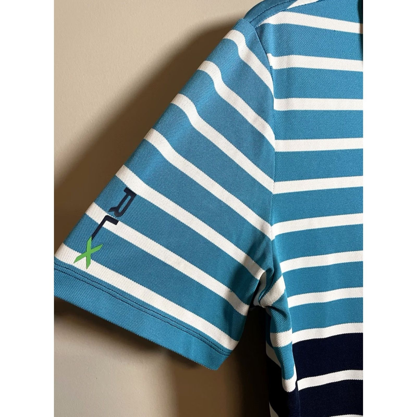 RLX Ralph Lauren VINTAGE RLX Ralph Lauren Polo Shirt Mens Medium Blue White Striped Short Sleeve Button Collared 30 Length 22 Pit to Pit (D438) Size US M / EU 48-50 / 2 - 2 Thumbnail