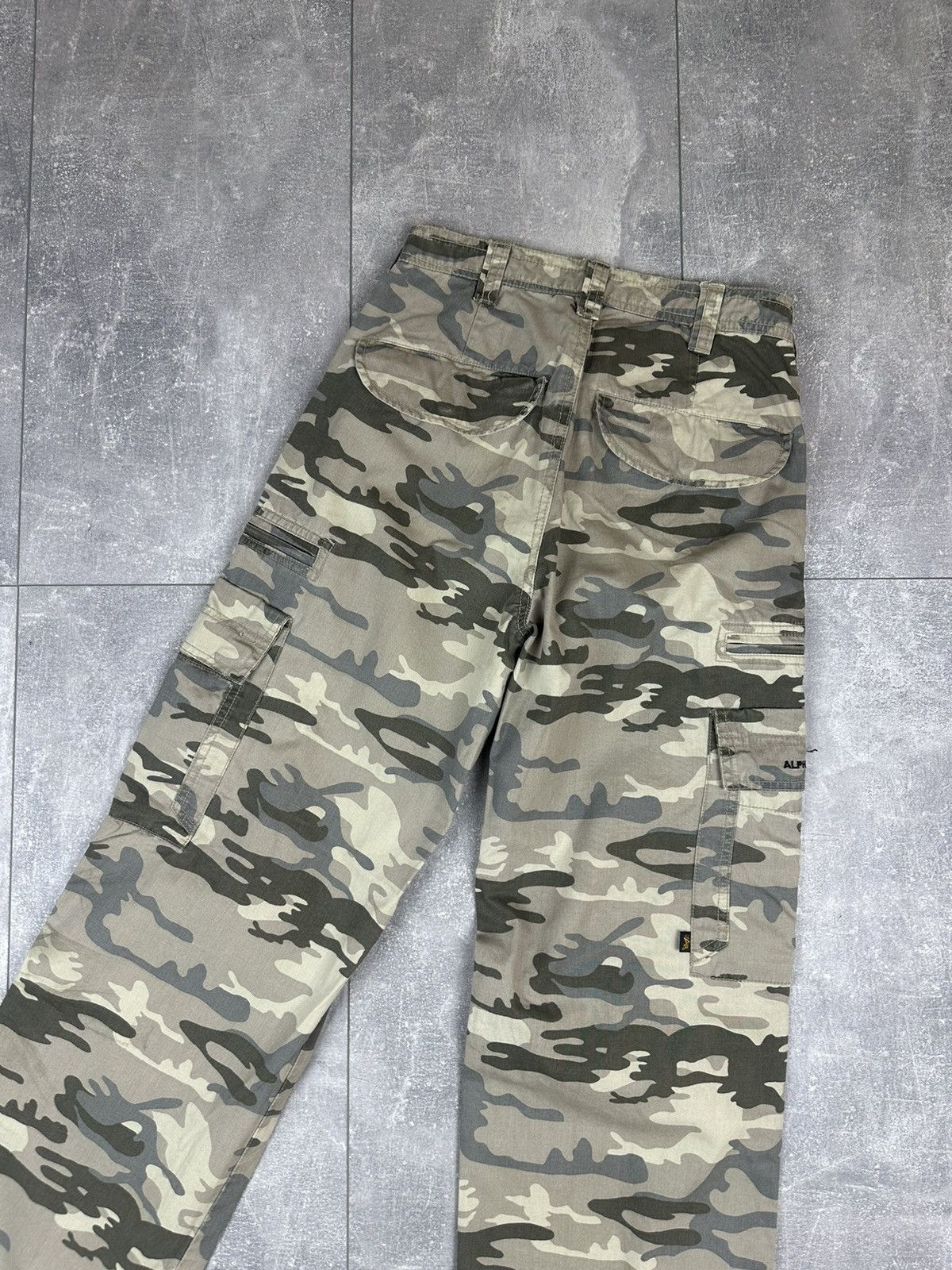 Alpha Industries Alpha Industries Cargo Camo Mens Pants Size US 29 - 14 Thumbnail