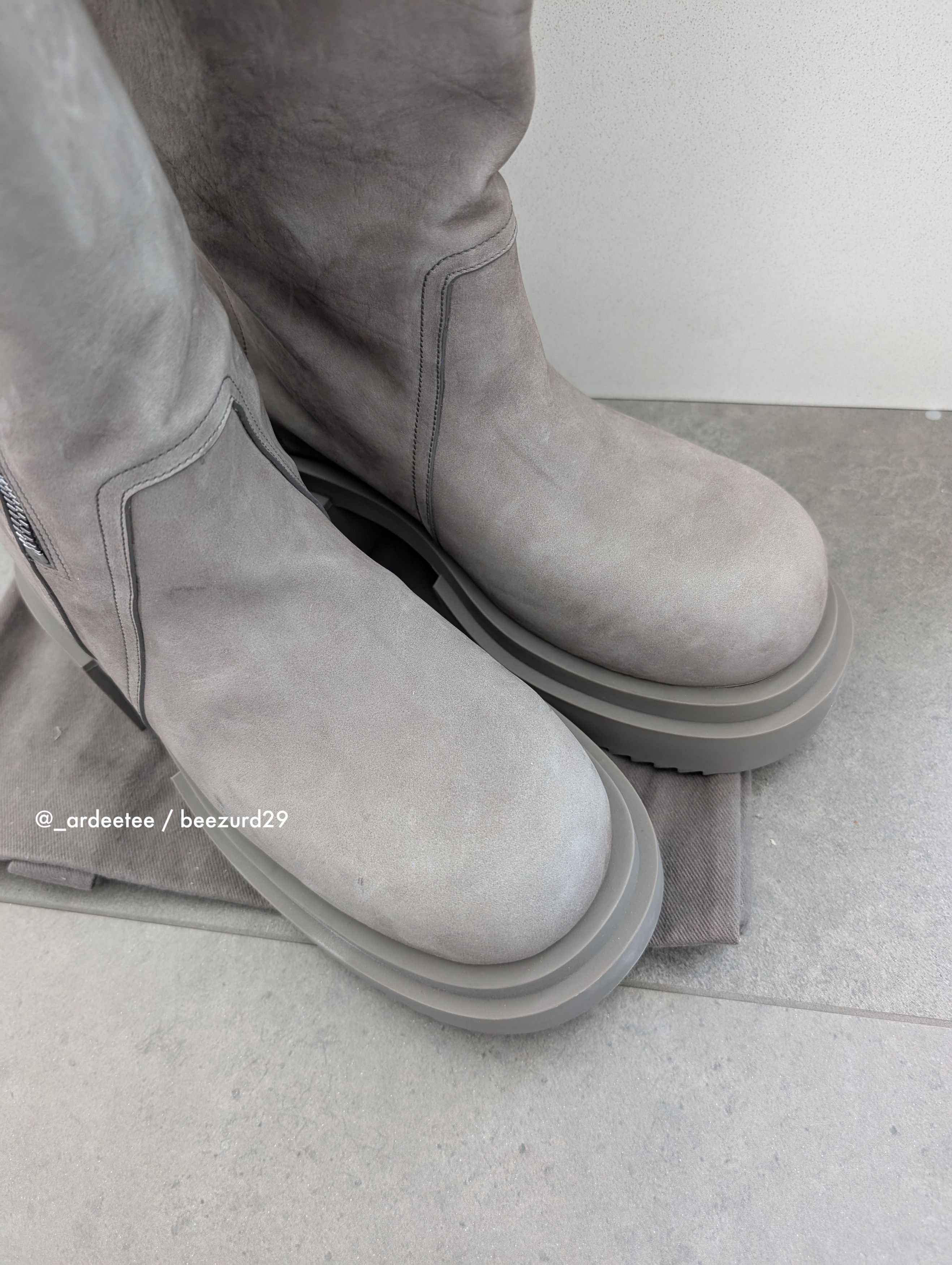 Rick Owens 💥RARE SAMPLE DUST LEATHER BAUHAUS BOGUN BOOTS Size US 11 / EU 44 - 3 Thumbnail