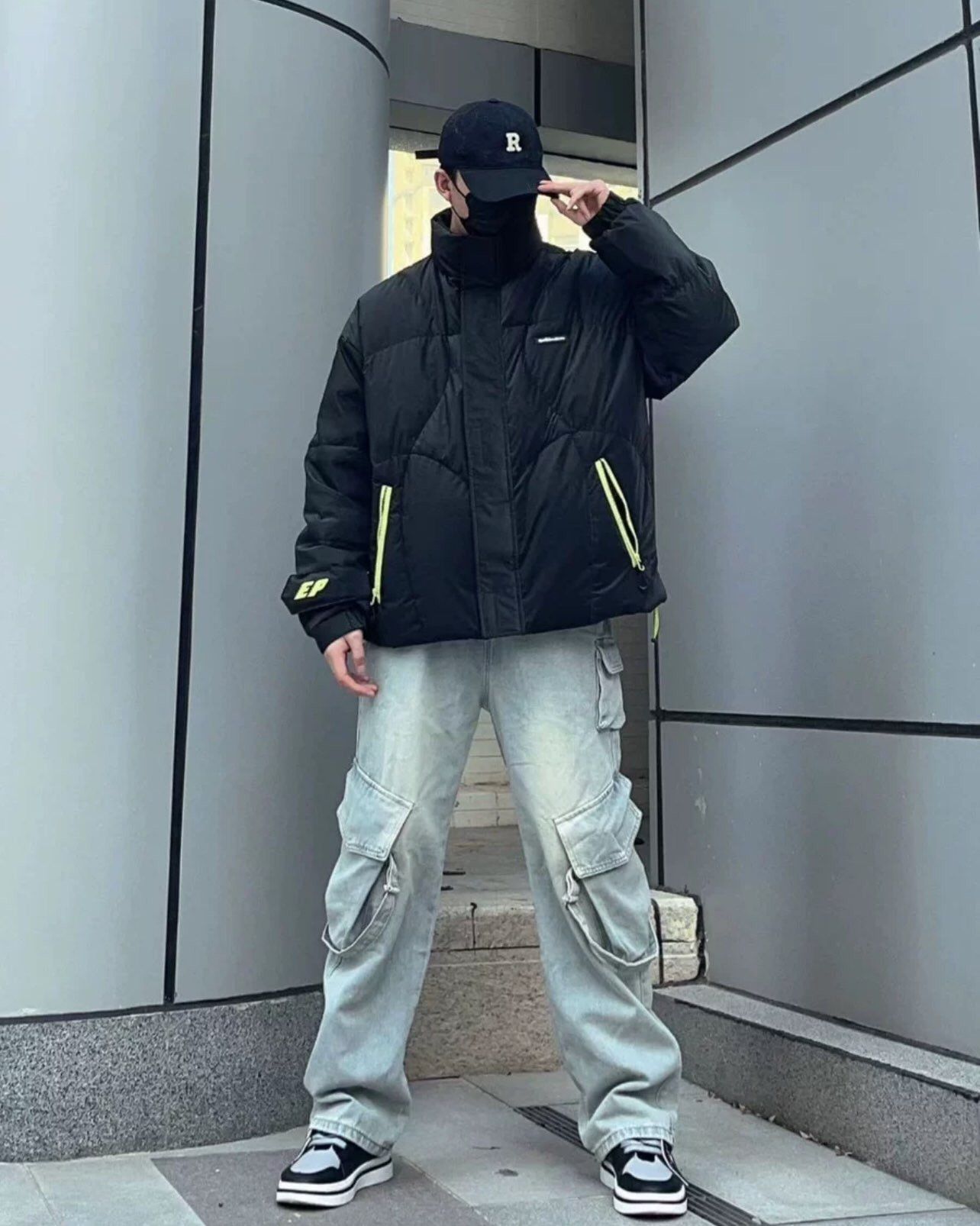 Japanese Brand × Jean Retro Straight Leg Cargo Pants Size US 27 - 5 Thumbnail