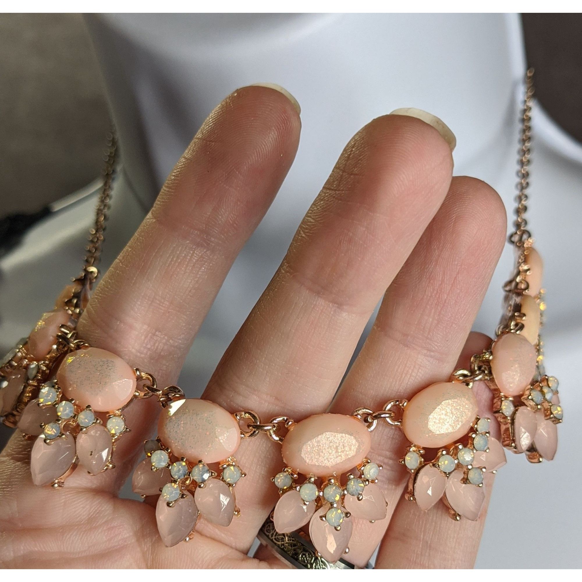 Other Elegant Rose Gold Tone Necklace With Peach & Opal Tone Gems Size ONE SIZE - 6 Thumbnail