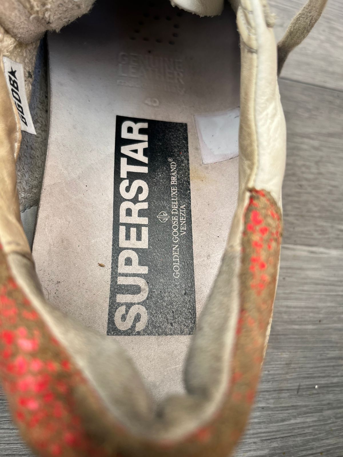 Golden Goose Golden Goose Superstar Distressed Low Top Sneakers Size US 7 / EU 40 - 11 Thumbnail