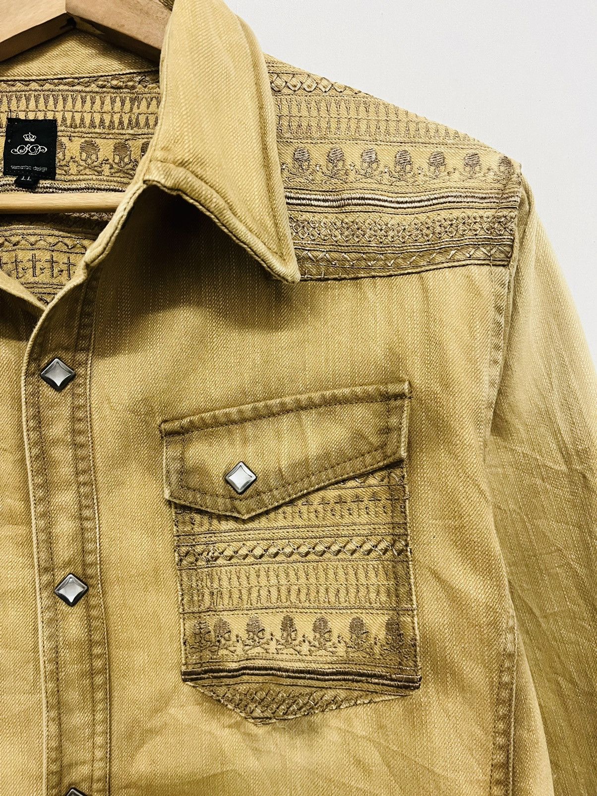 Japanese Brand Semantic Design Junya ArtWork Skull Embroidery Shirt Size US L / EU 52-54 / 3 - 3 Thumbnail