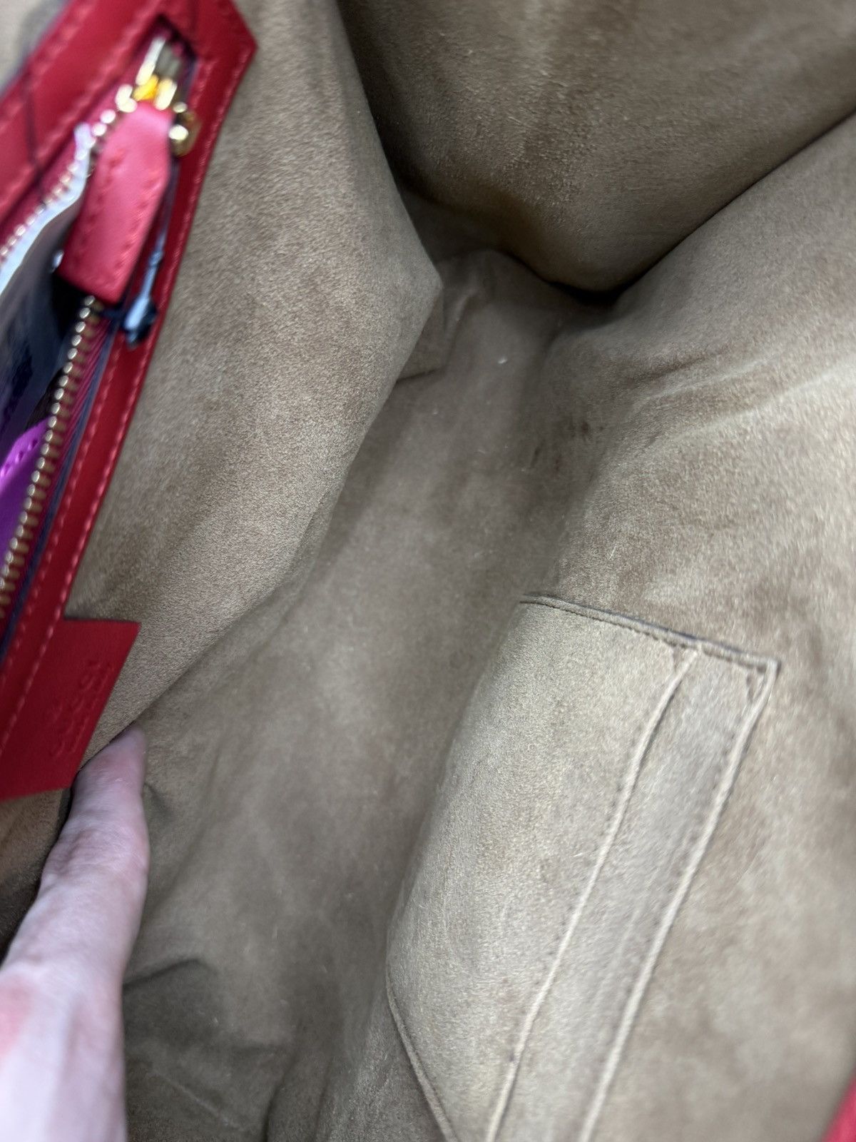 Gucci Gucci GG Supreme Handbag Shoulder Bag Padlock Purse $2300 Size ONE SIZE - 22 Thumbnail