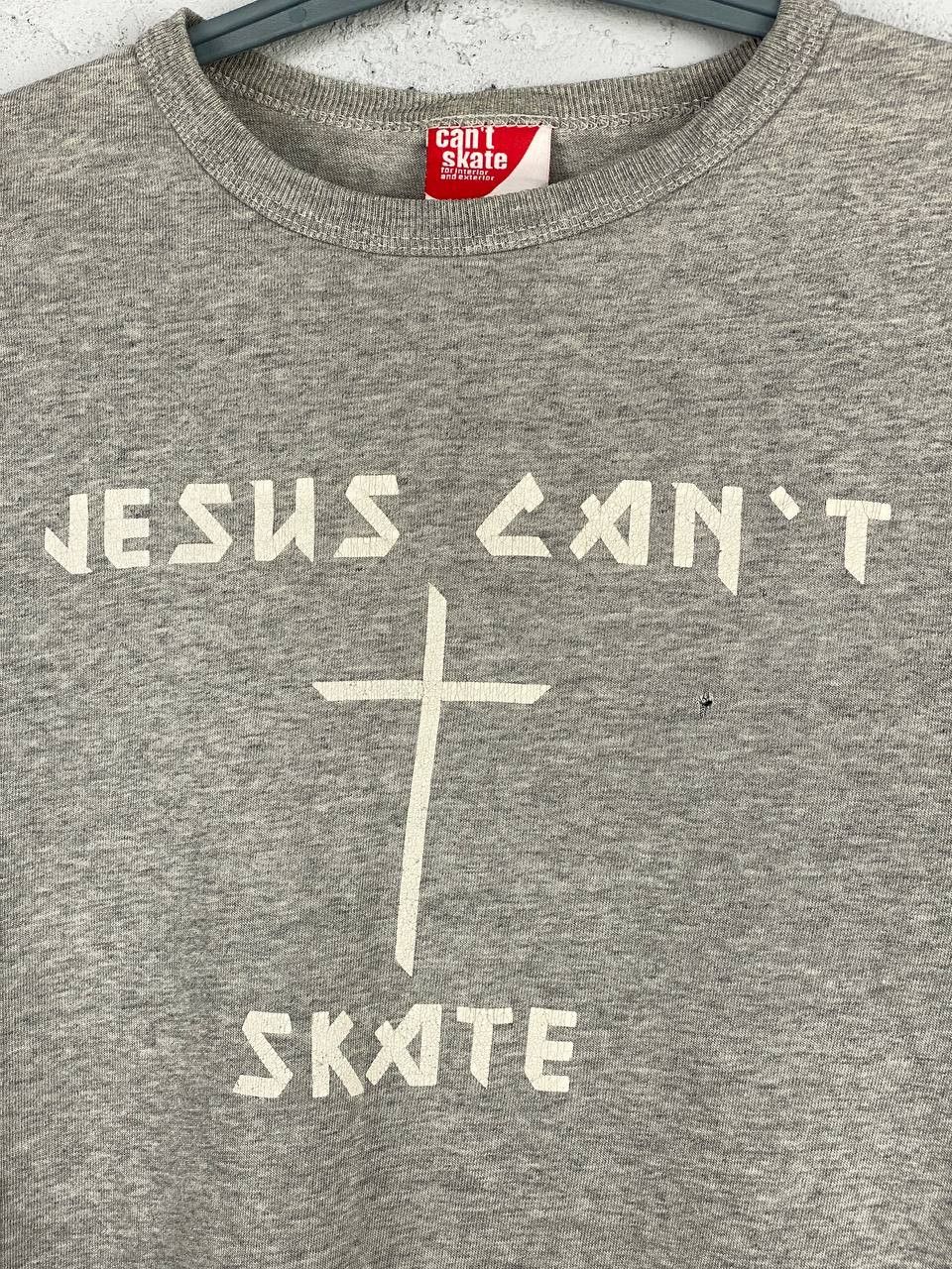 Vintage Vintage Jesus Cant Skate Skateboarding Y2K T Shirt Size US L / EU 52-54 / 3 - 3 Thumbnail