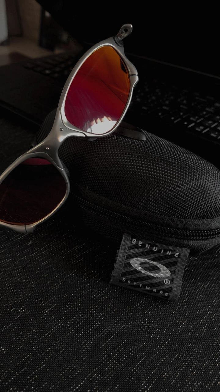 image of Oakley Juliet X Metal in Ruby Iridium, Men's