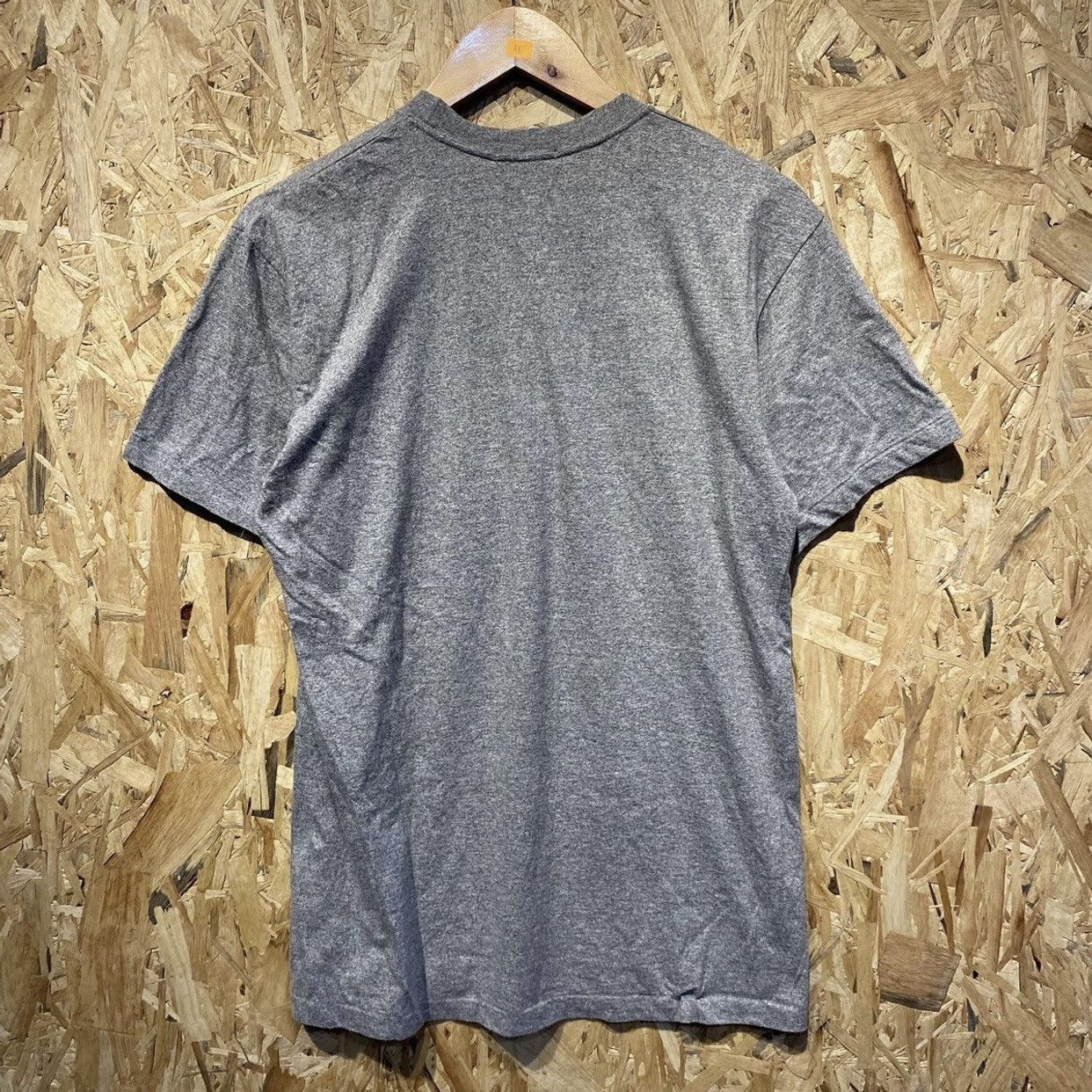 Yves Saint Laurent VINTAGE‼️Yves Saint Laurent Logo Chest T-Shirts Size US M / EU 48-50 / 2 - 2 Thumbnail