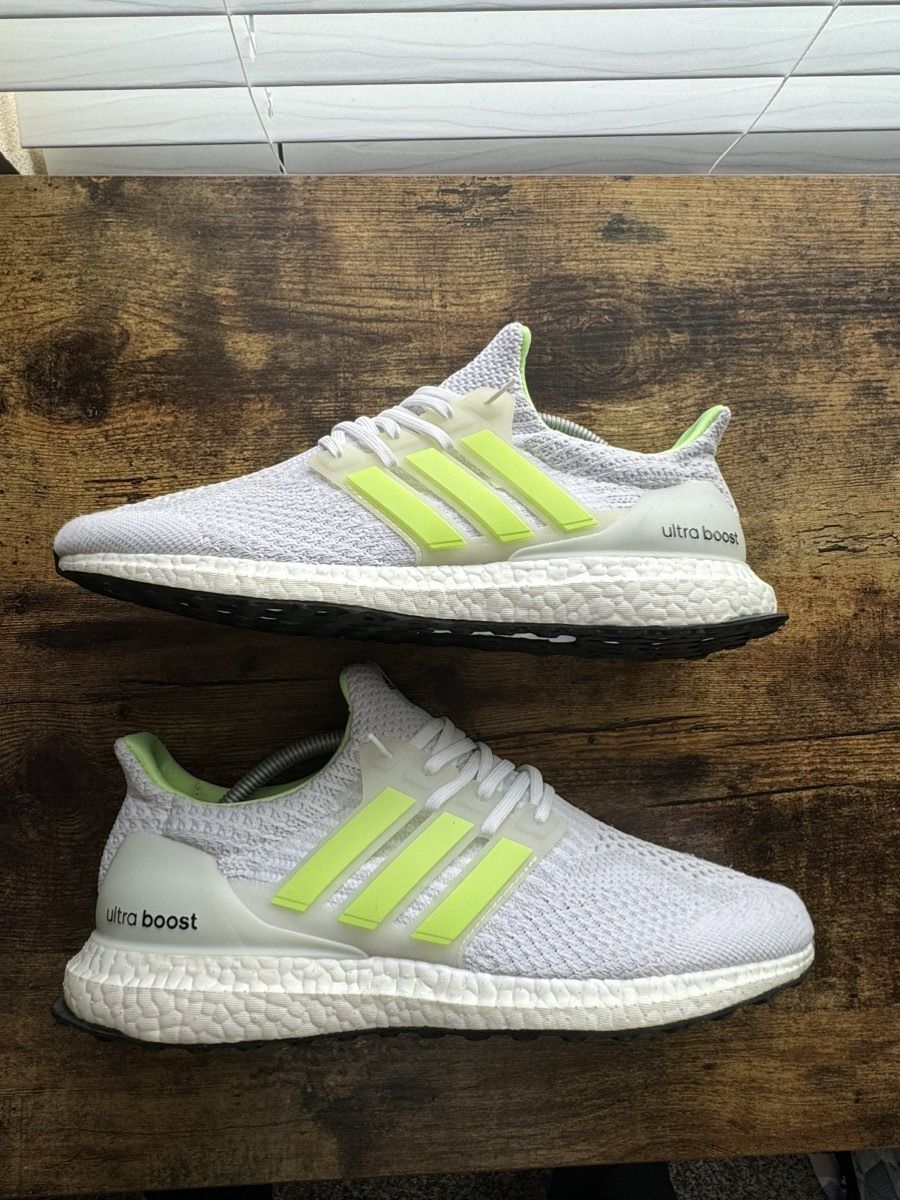 image of Adidas 2020 Ultraboost 5.0 Dna ‘Signal Green White’ Shoes, Men's (Size 10.5)