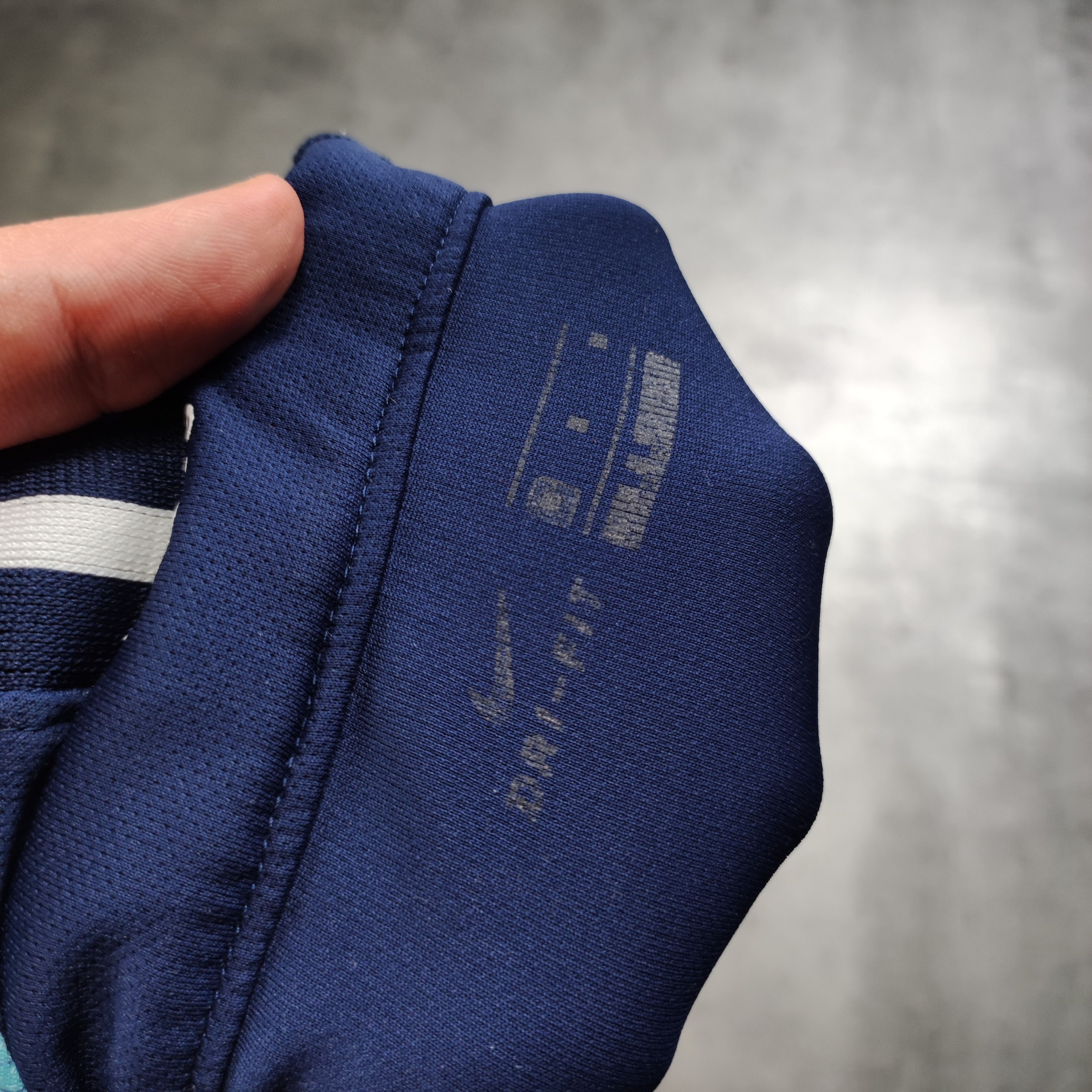 Nike RARE 2019 Champions League Final Tottenham Hotspur Jersey Size US M / EU 48-50 / 2 - 8 Thumbnail