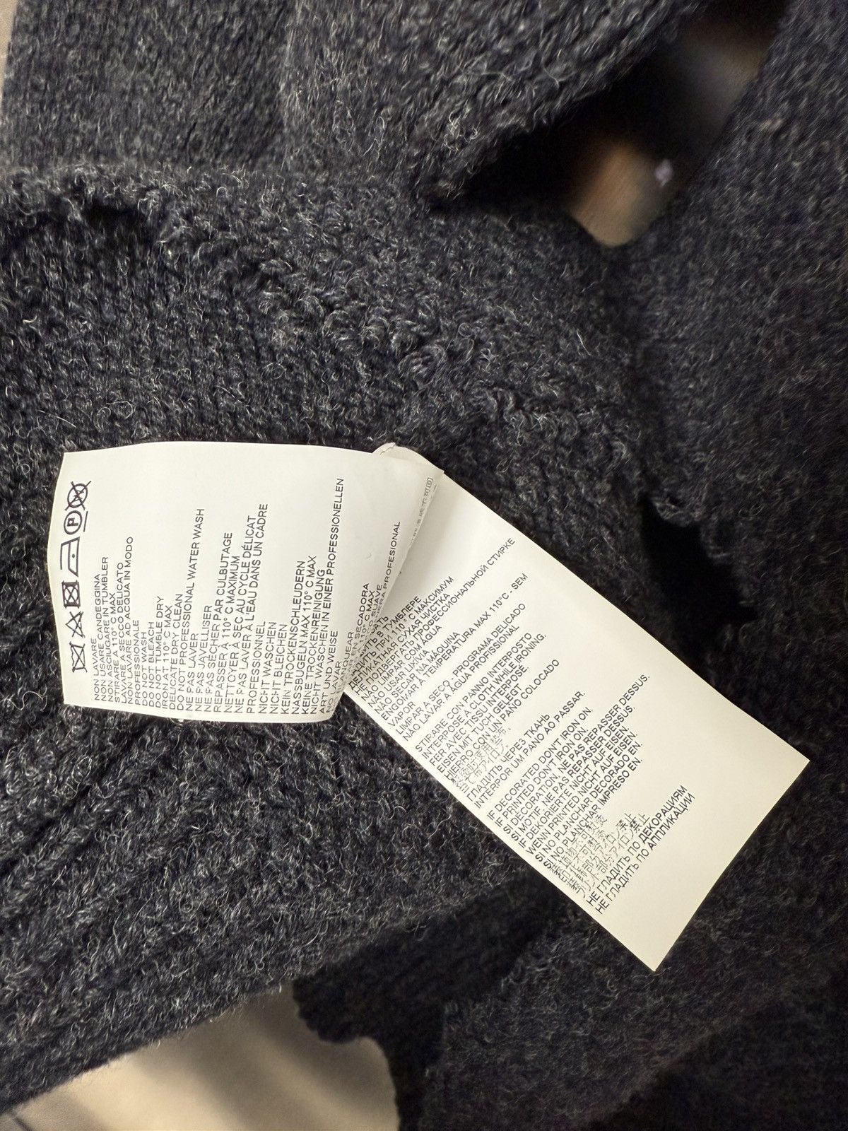 Marni Marni wool Asymmetrical Distressed cut out sweater Size US S / EU 44-46 / 1 - 9 Thumbnail