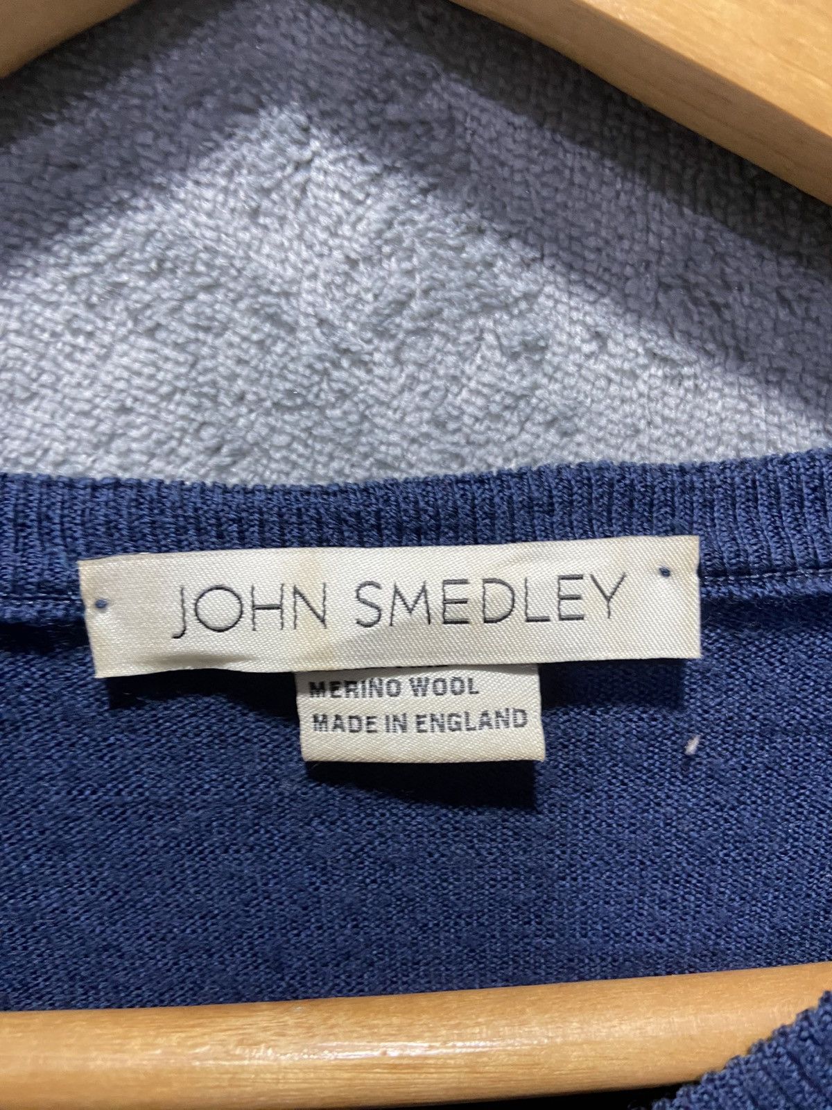John Smedley John Smedley Fine Merino Wool v neck Jumper Size US M / EU 48-50 / 2 - 4 Thumbnail