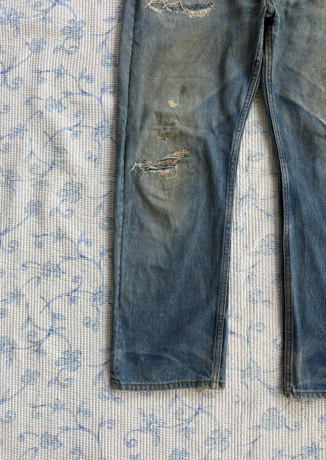 Levi's × Levi's Vintage Clothing Vintage Levi's 501 Distressed Denim Pant Made in USA Size US 34 / EU 50 - 5 Thumbnail