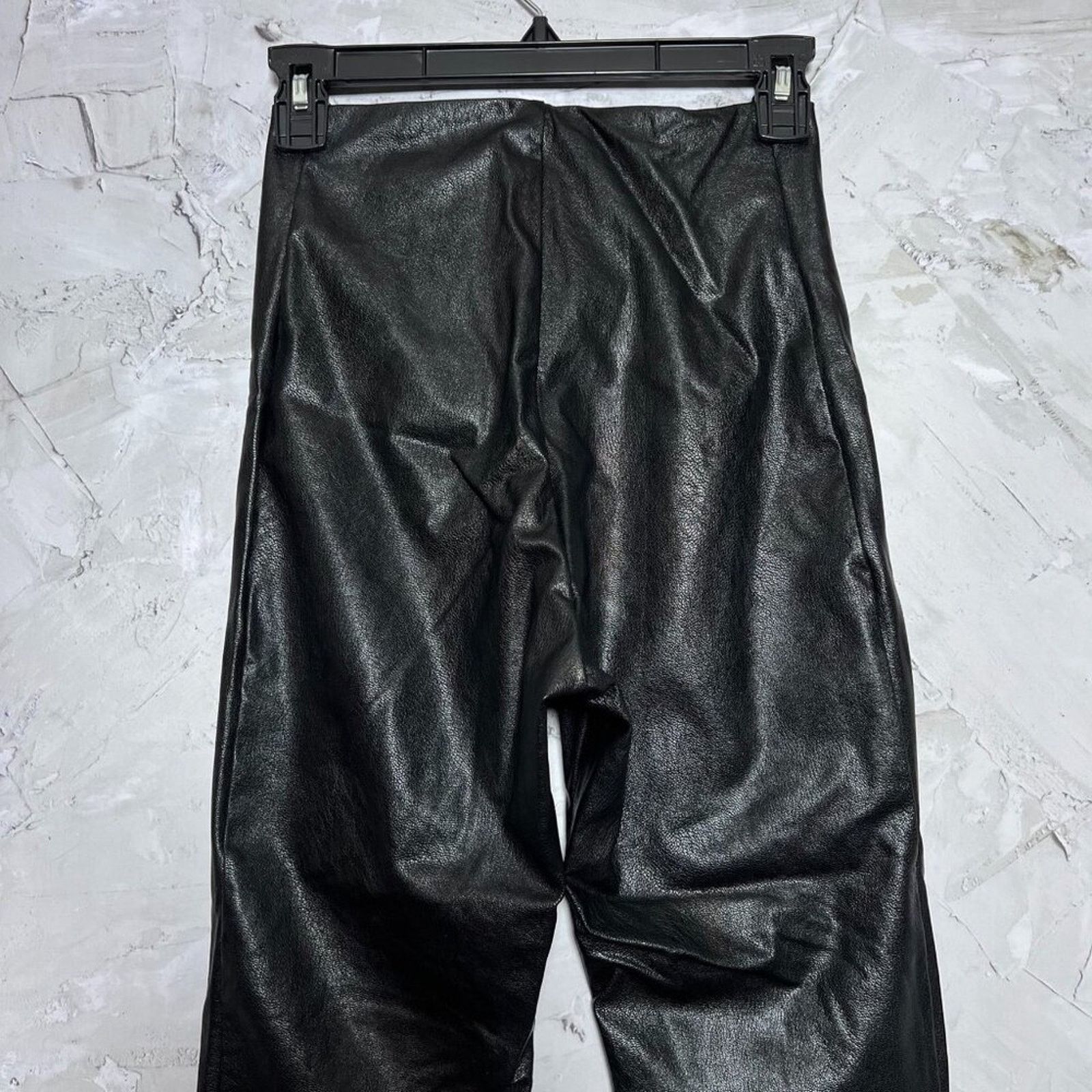 Commando Commando Faux Leather Crop Flare Pants M Black High Legging Size 26" / US 2 / IT 38 - 5 Thumbnail