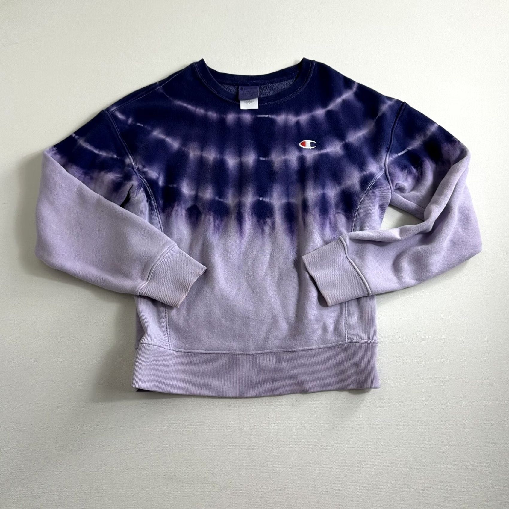 Champion VINTAGE Champion Reverse Weave Sweatshirt Purple Tye Dye Women XS Regular Pullover Crew Neck Reversible Buttoned? Size XS / US 0-2 / IT 36-38 - 2 Thumbnail