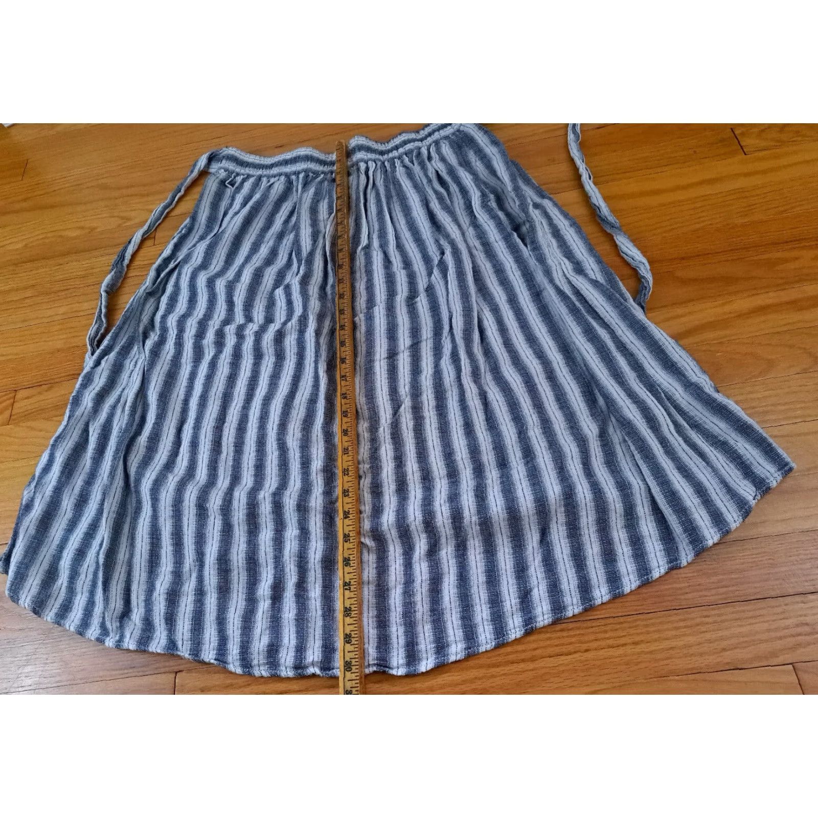 Vintage VINTAGE Max Studio Skirt Women Long Striped Black&White L Flare Cotton Strap, 30" Waist, 28" Length, Regular, Good Condition Size 36" / US 14 / IT 50 - 6 Thumbnail